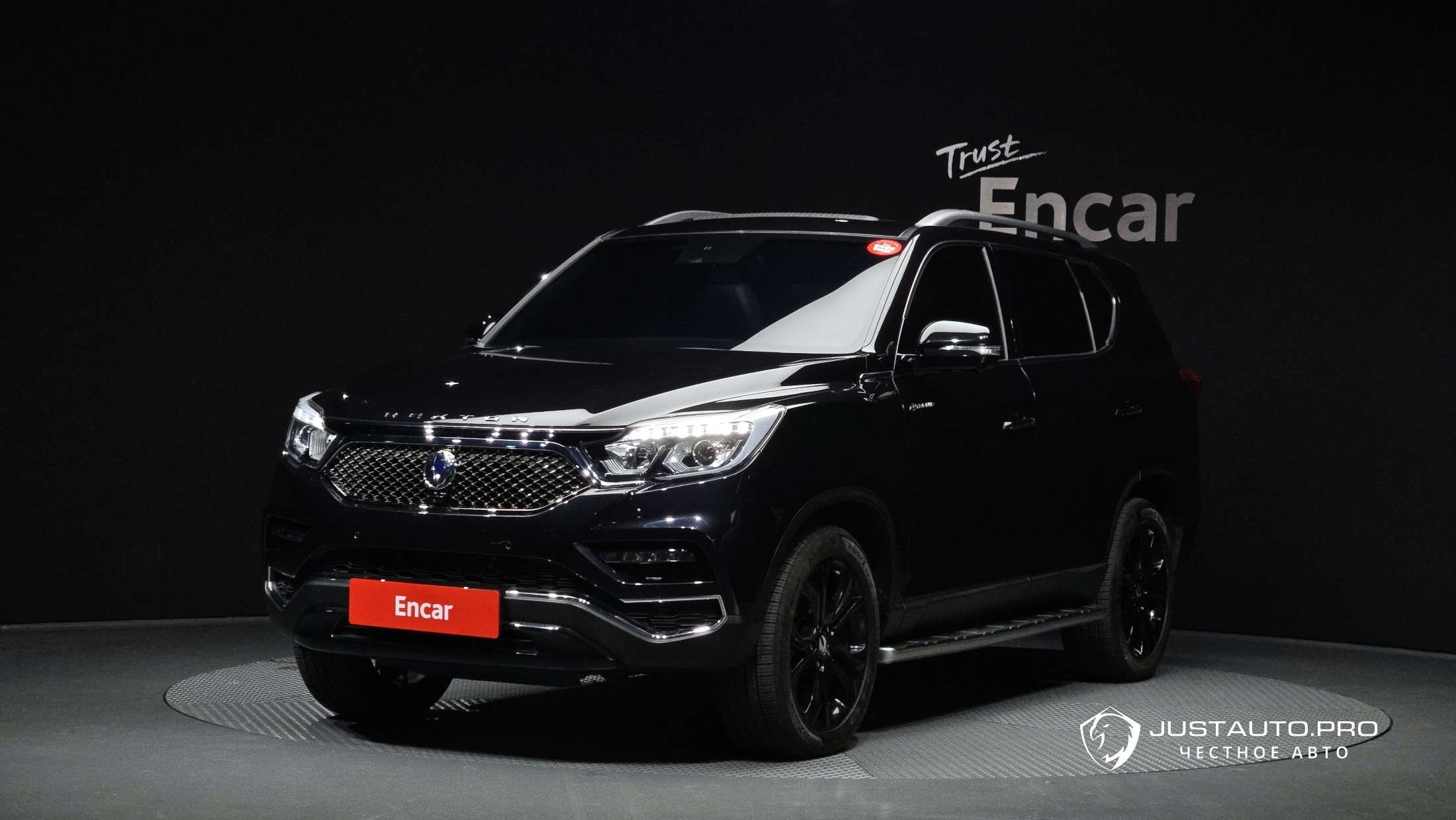 Автомобиль KG_Mobility_Ssangyong Rexton