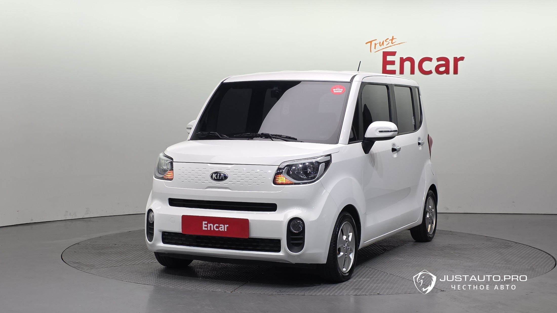 Автомобиль Kia RAY