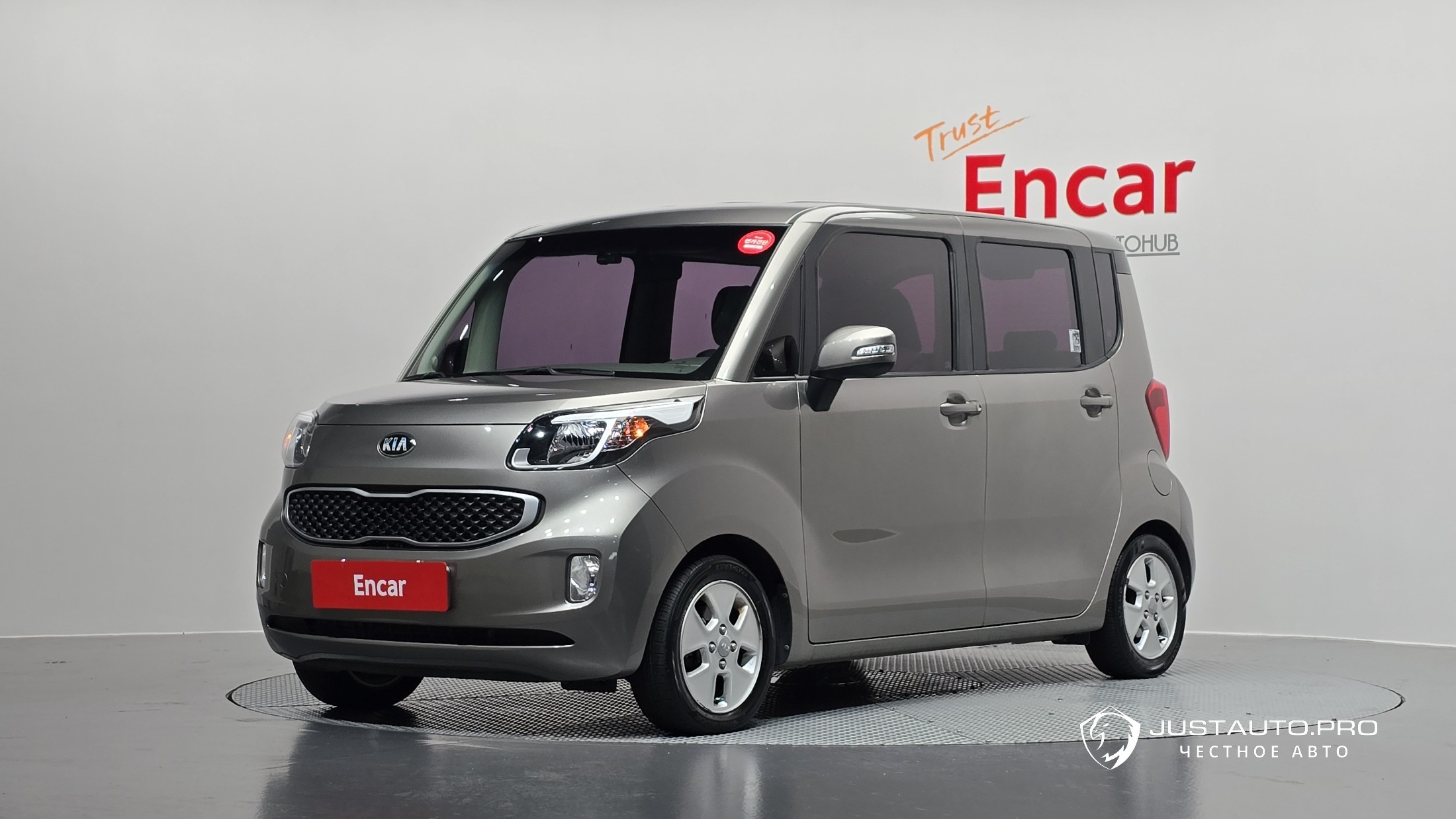 Автомобиль Kia RAY