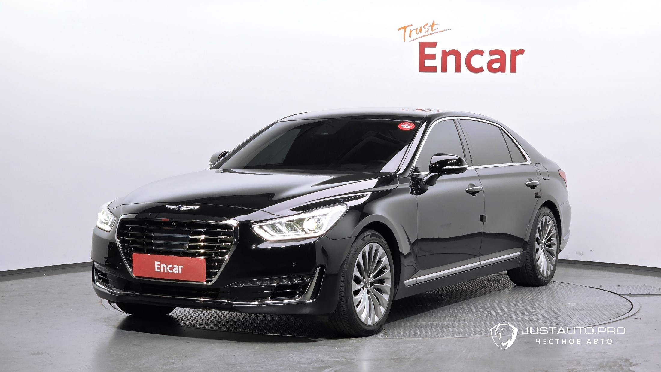 Автомобиль Genesis EQ900