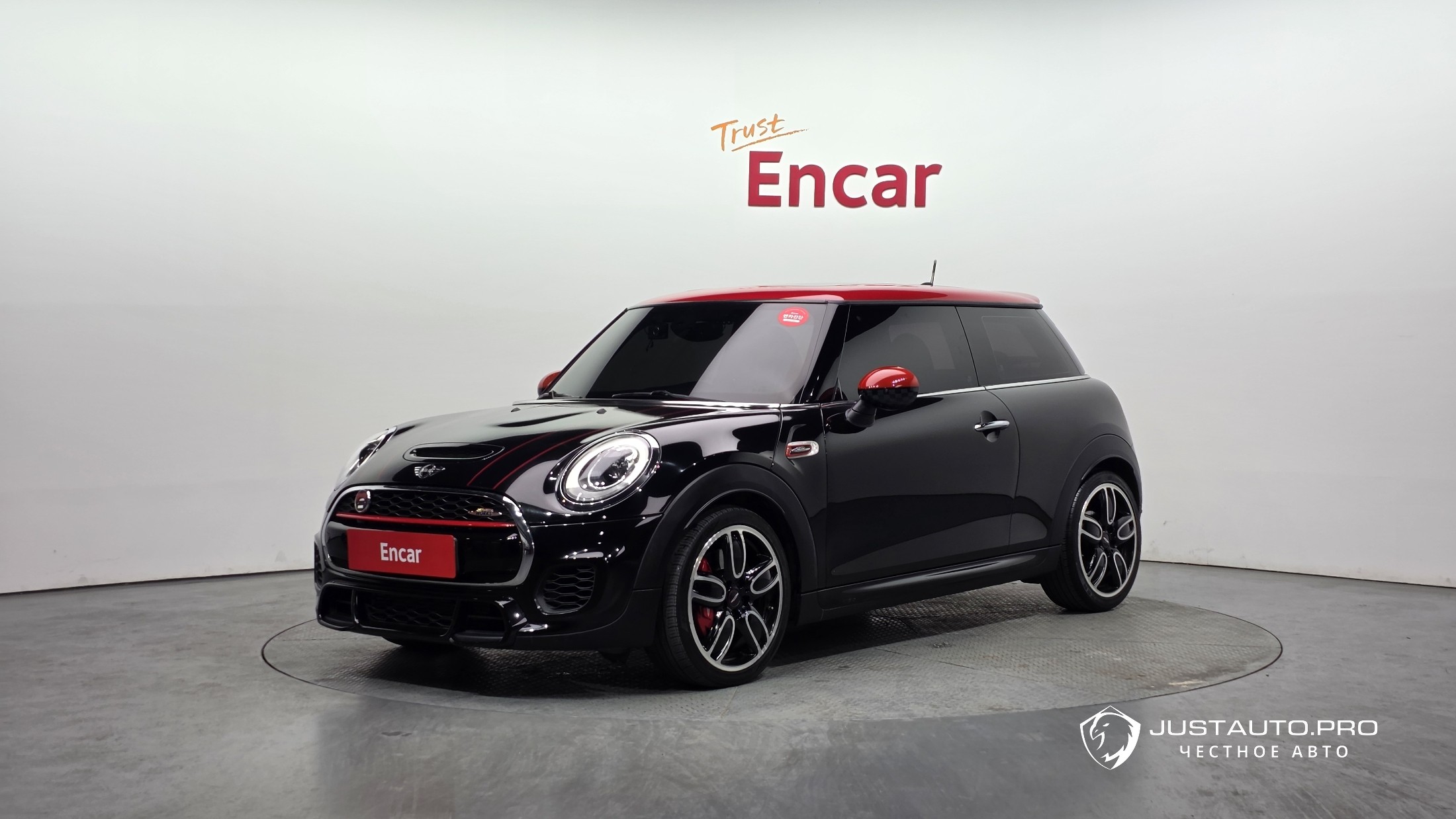 Автомобиль Mini Cooper