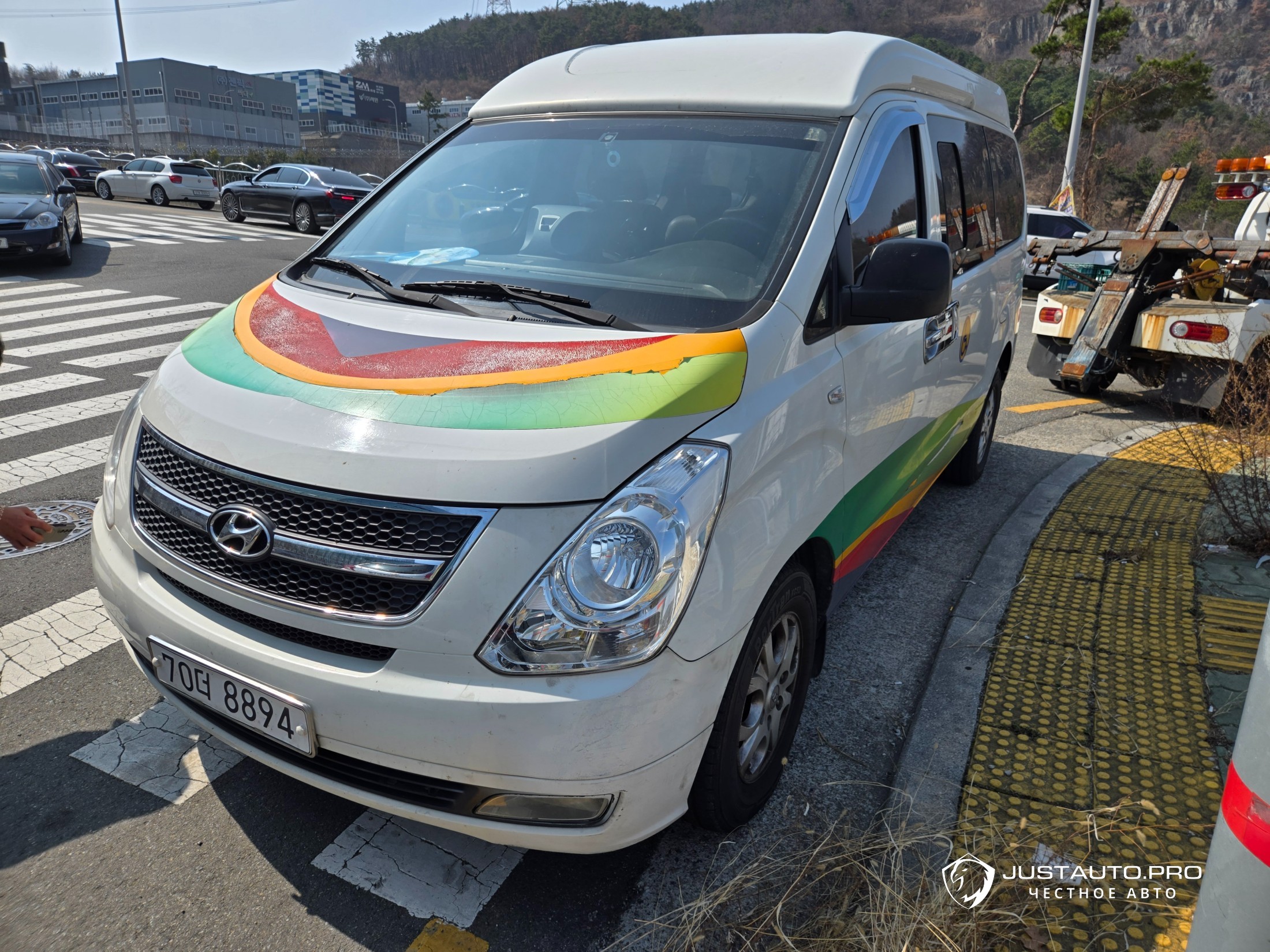 Автомобиль Hyundai Starex