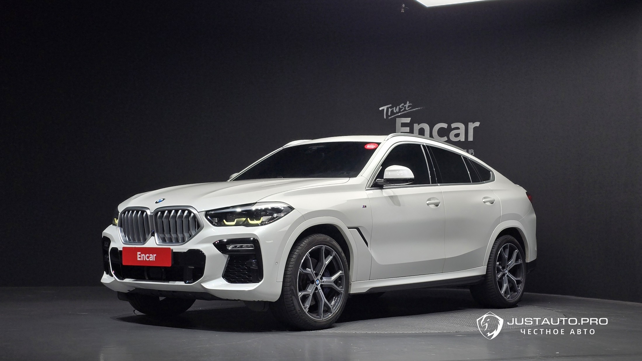 Автомобиль BMW X6