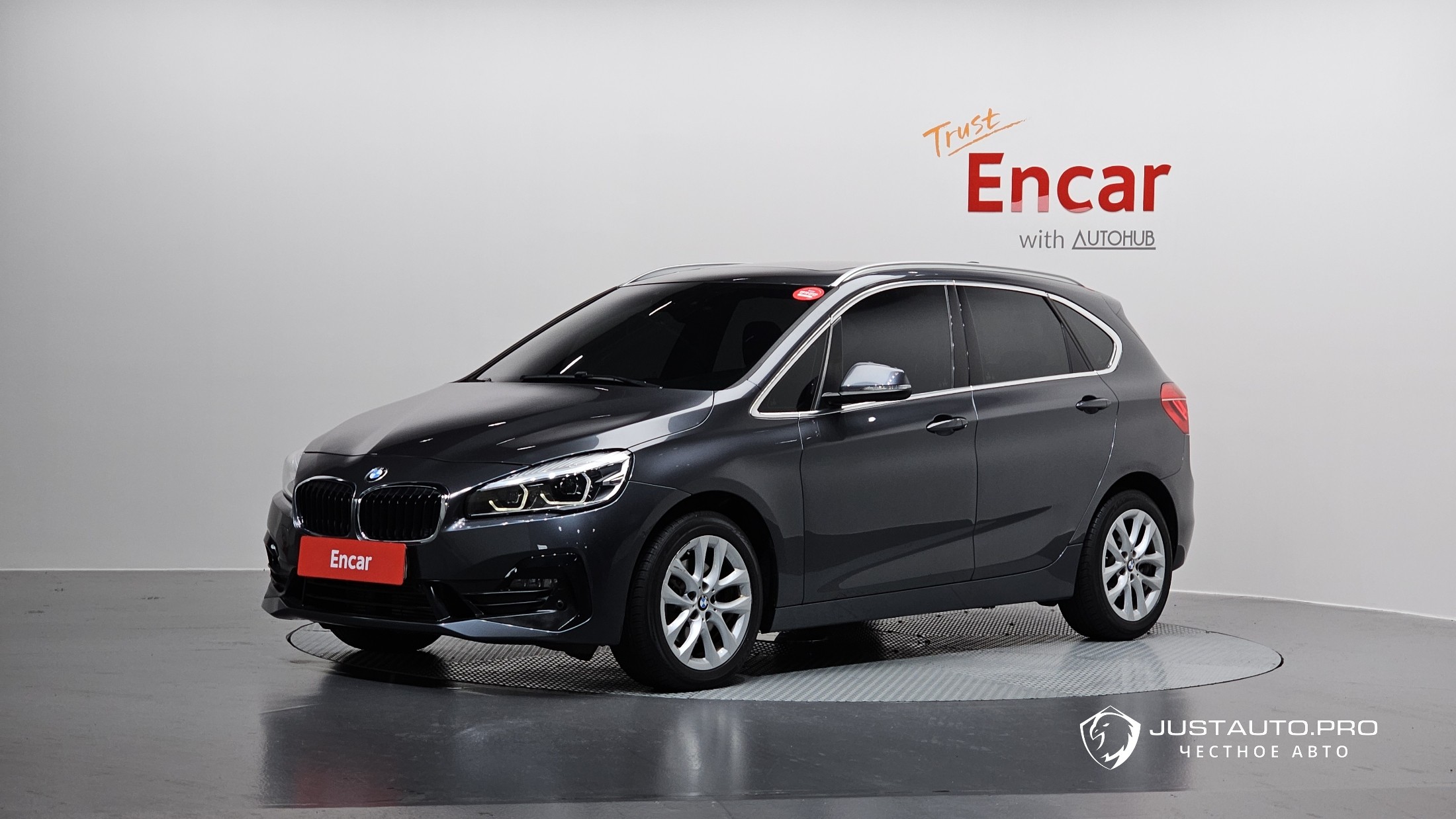Автомобиль BMW 2-Series