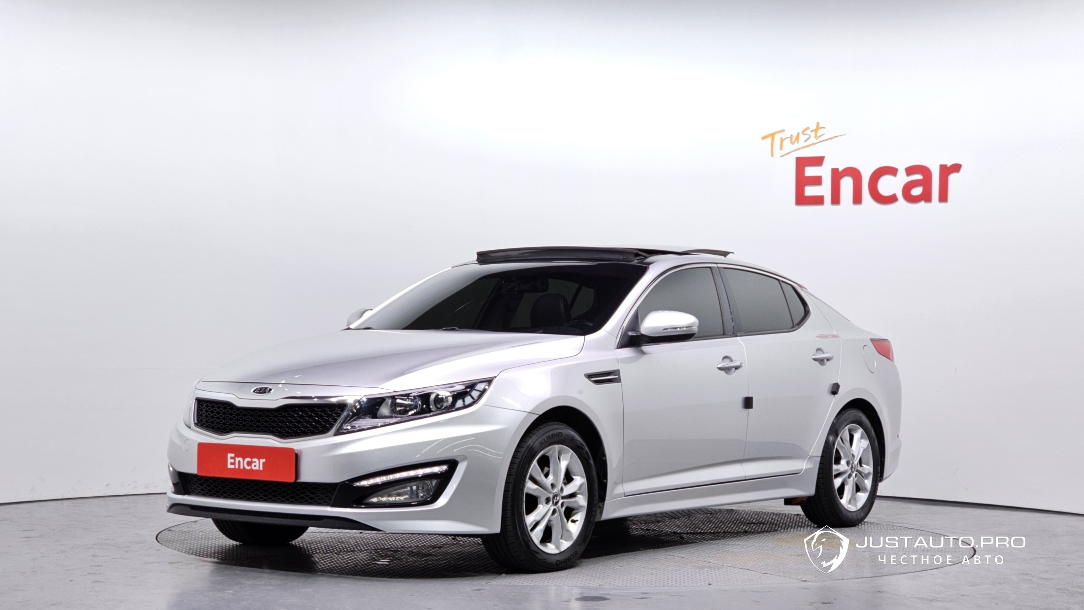 Автомобиль Kia K5