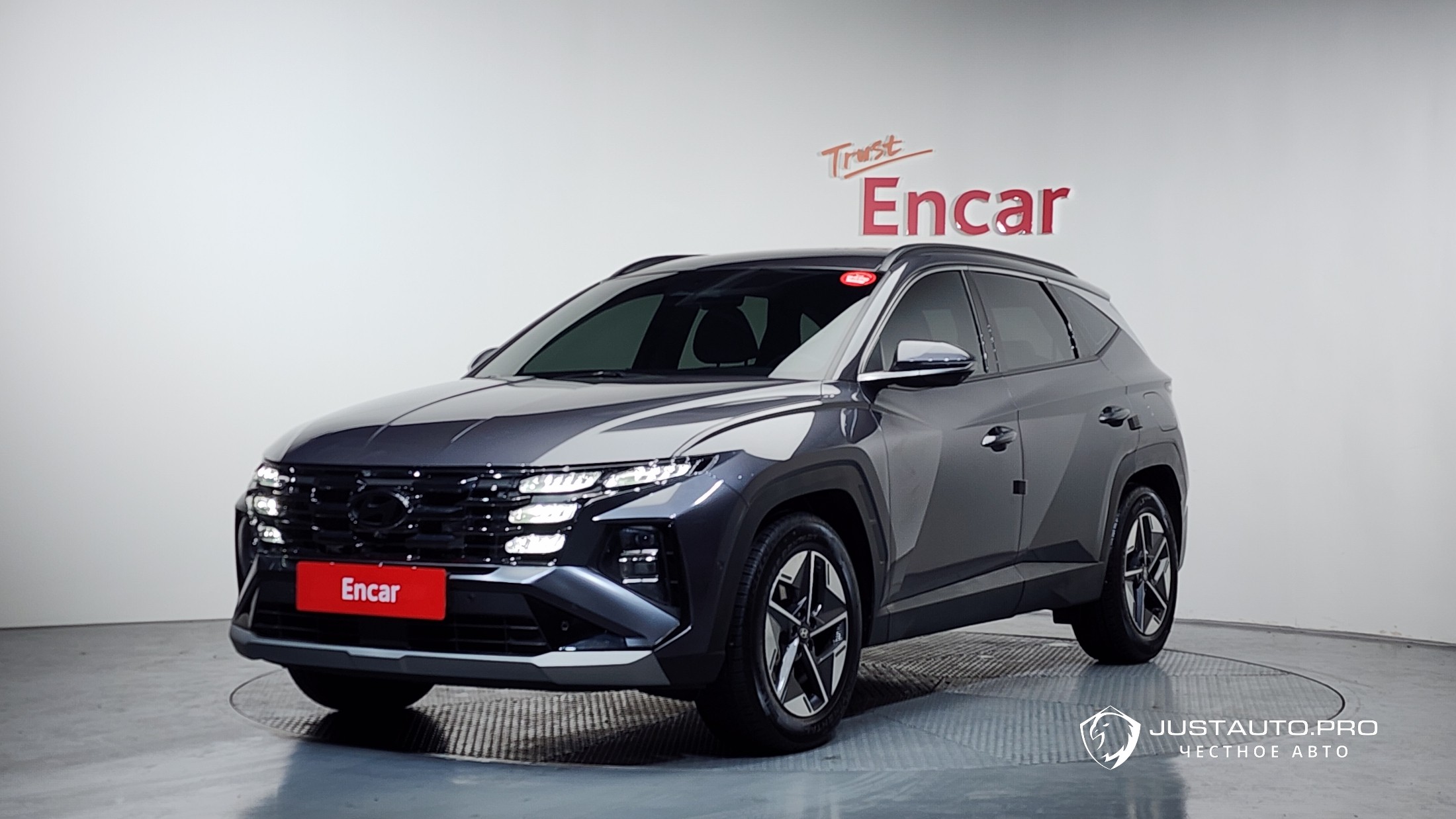 Автомобиль Hyundai Tucson