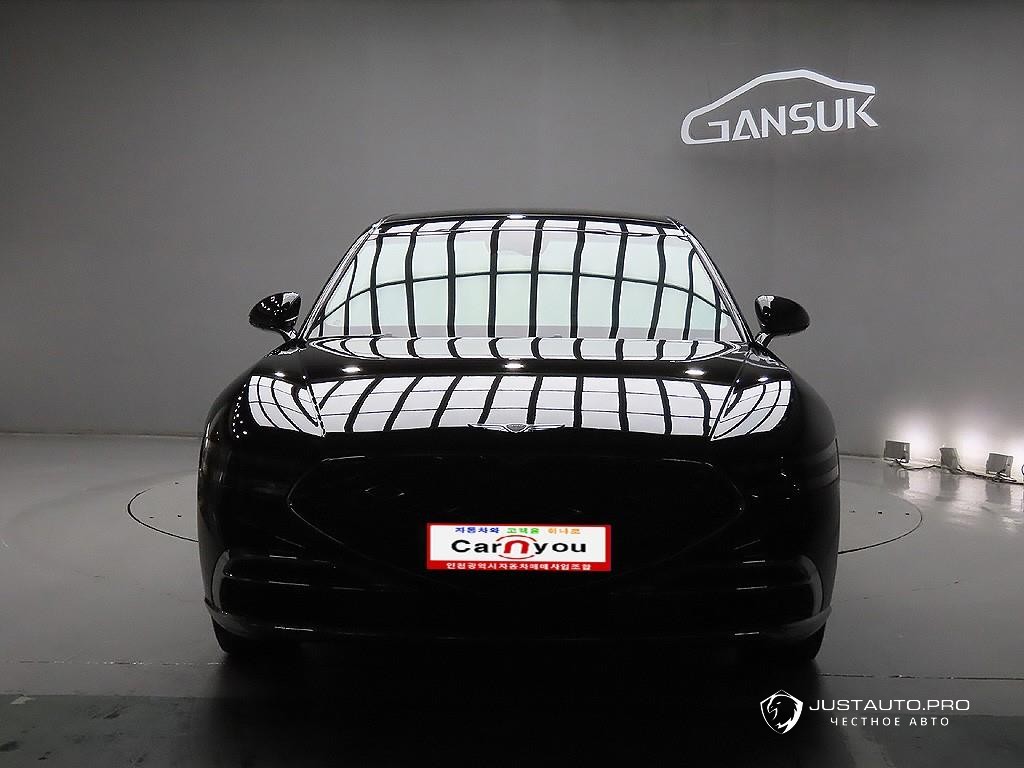 Автомобиль Genesis G90