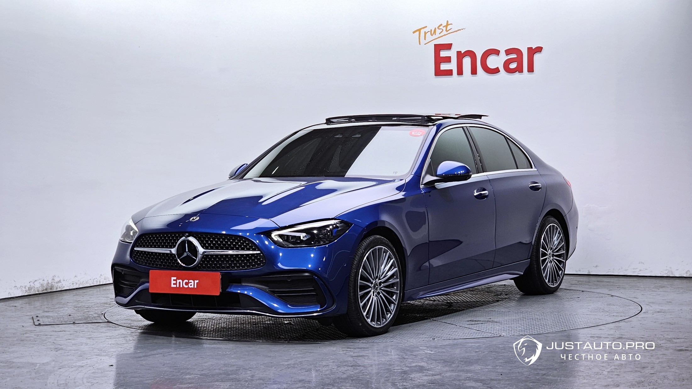 Автомобиль Mercedes-Benz C-Class