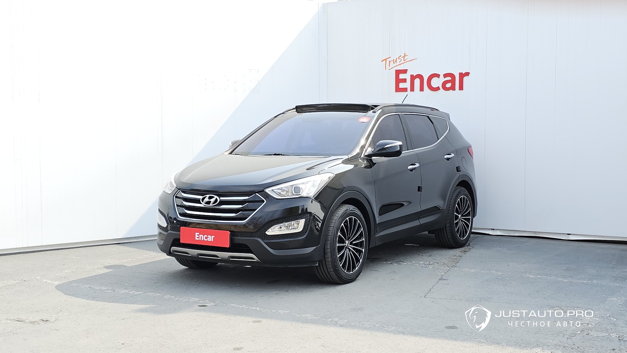 Автомобиль Hyundai Santafe