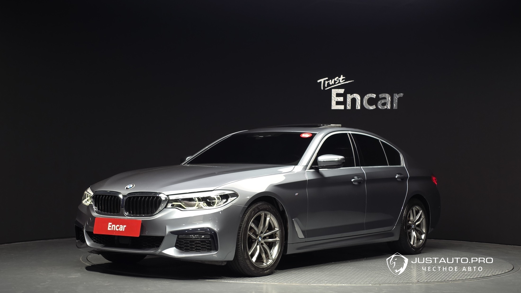 Автомобиль BMW 5-Series