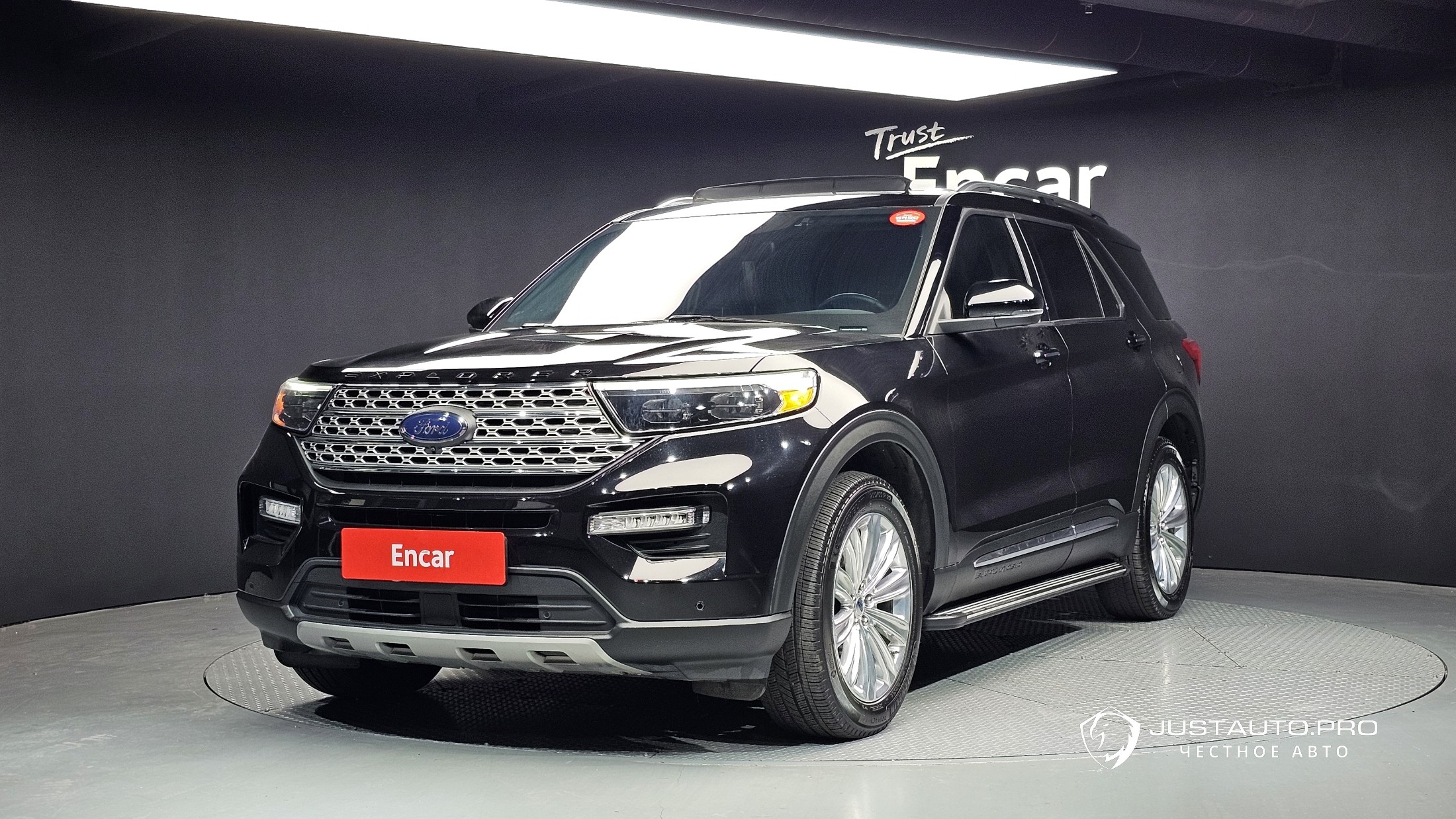 Автомобиль Ford Explorer