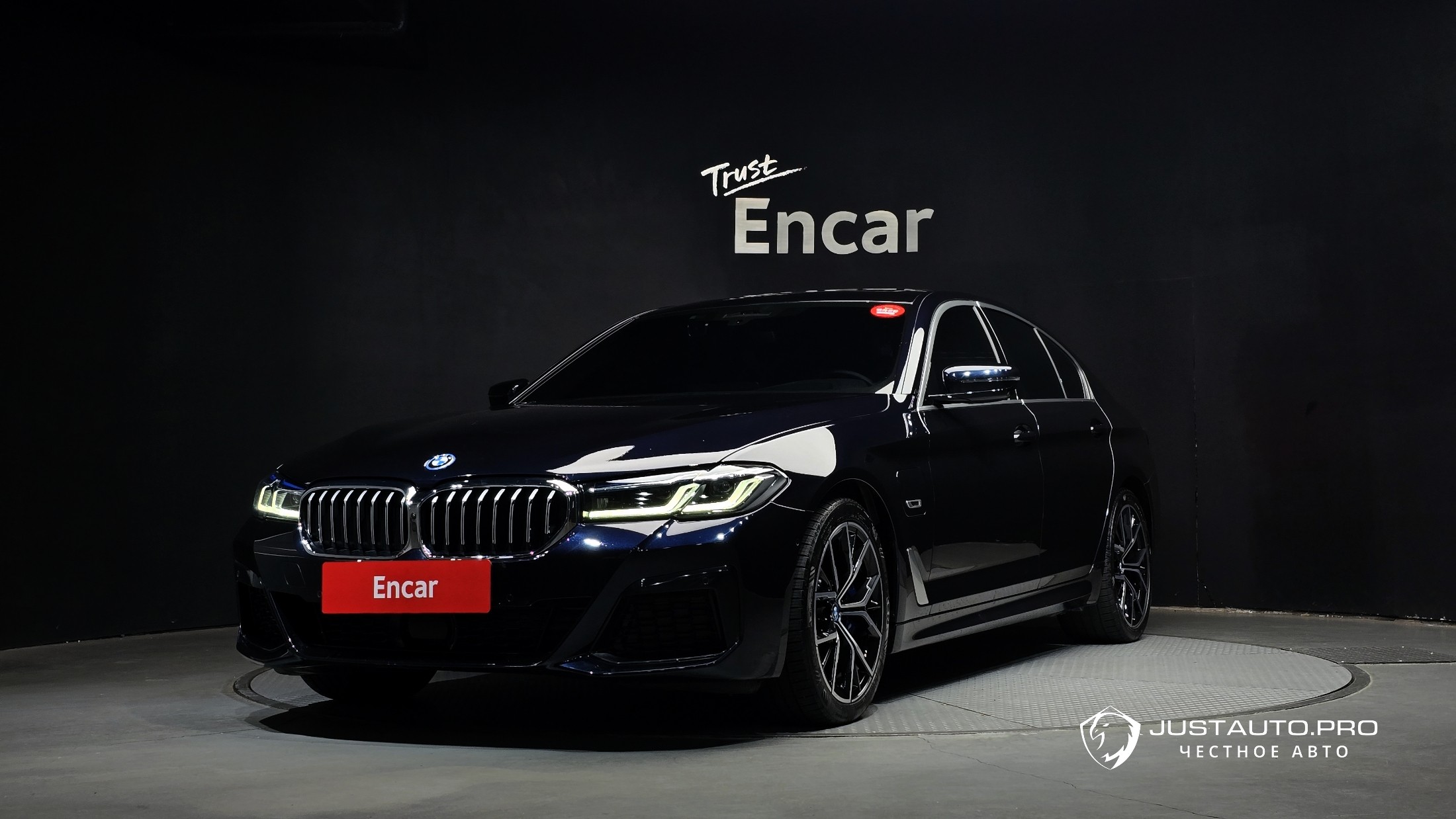 Автомобиль BMW 5-Series