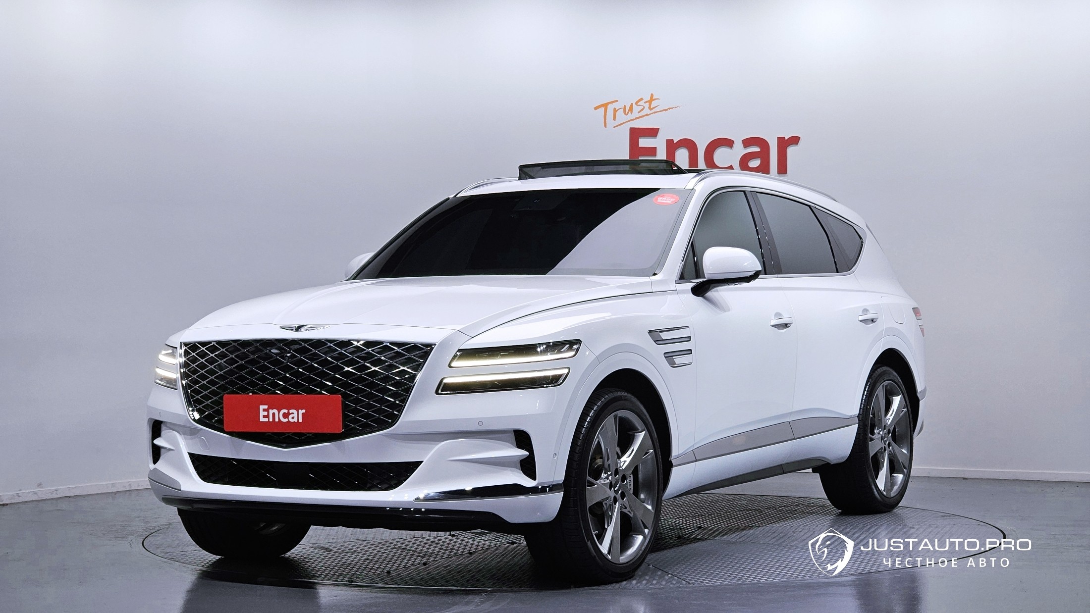 Автомобиль Genesis GV80