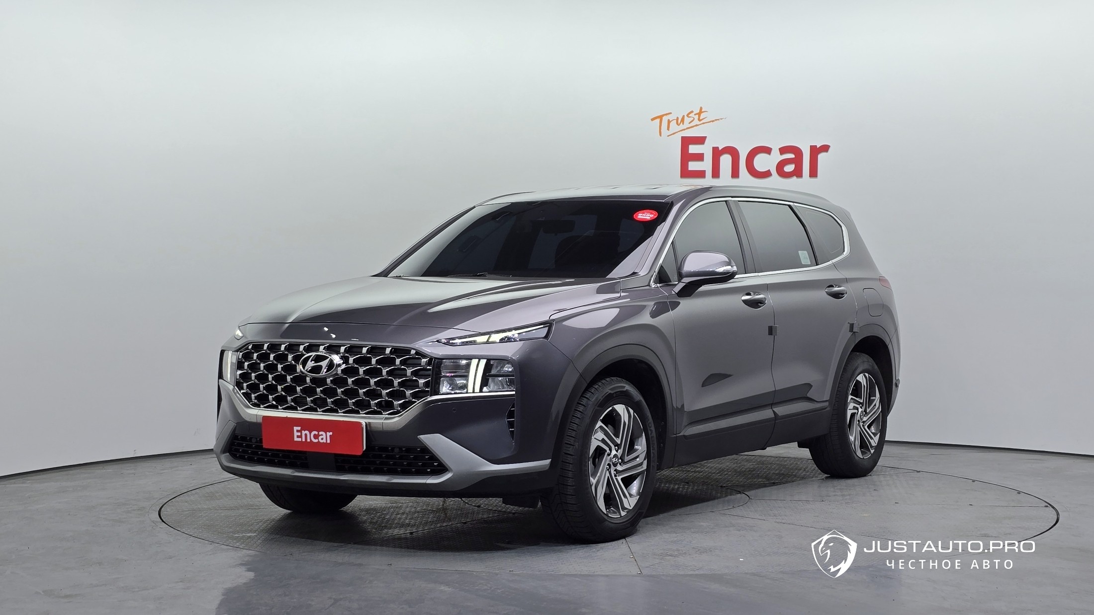 Автомобиль Hyundai Santafe