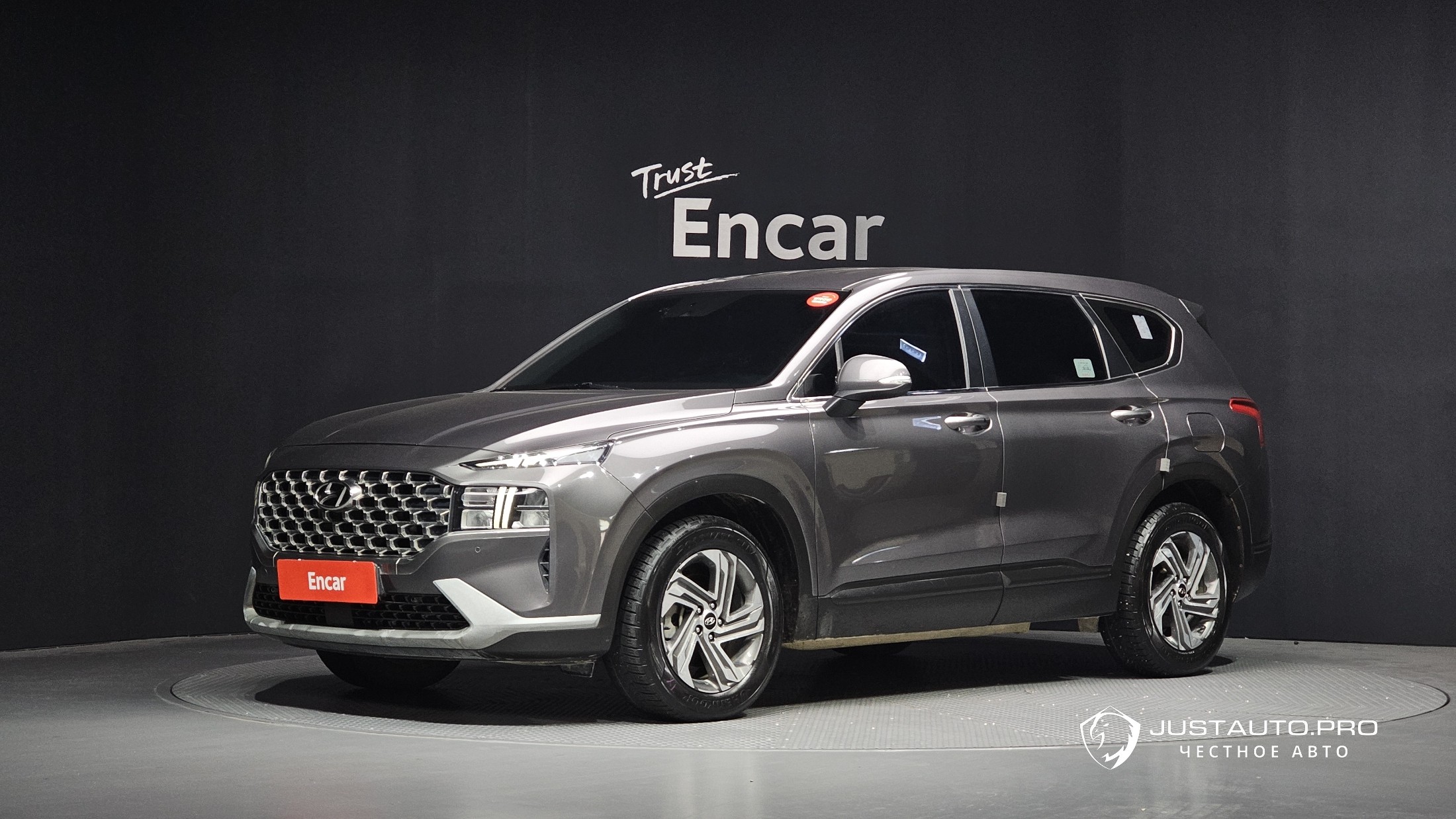 Автомобиль Hyundai Santafe