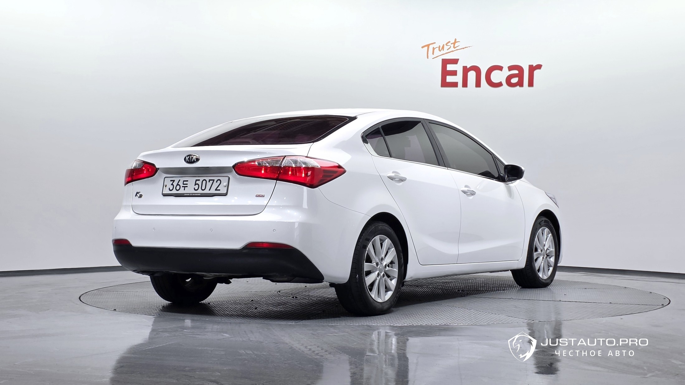 Автомобиль Kia K3