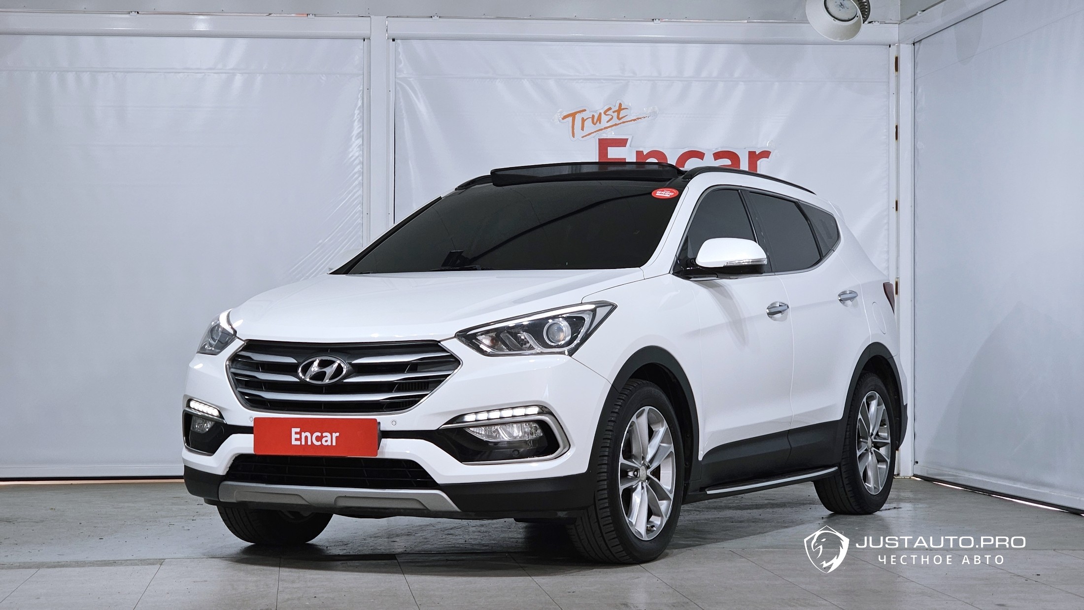Автомобиль Hyundai Santafe