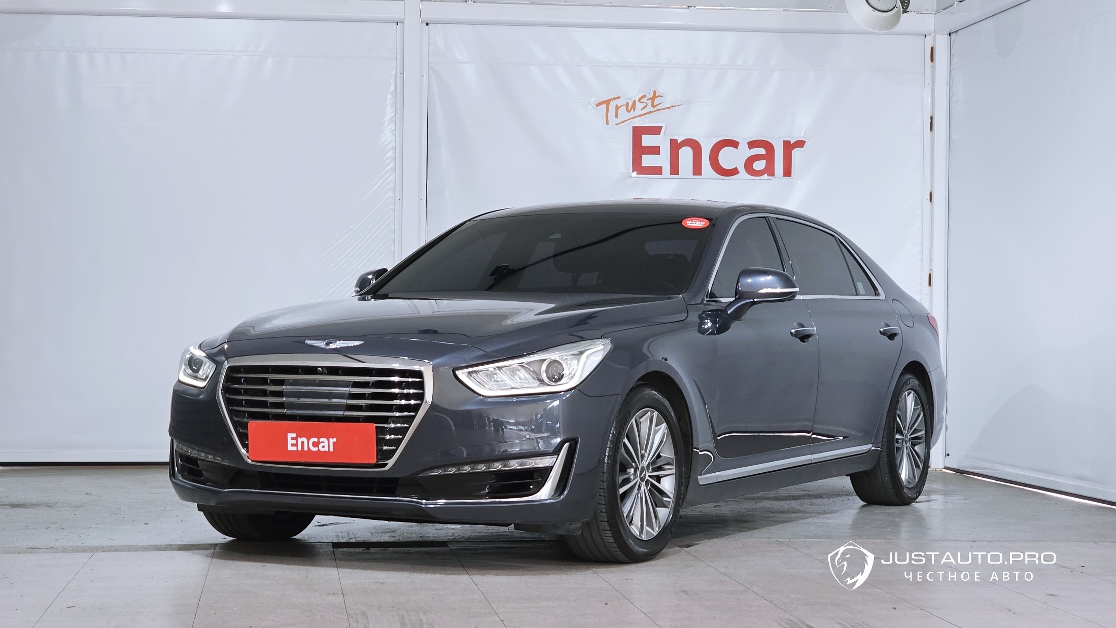 Автомобиль Genesis EQ900