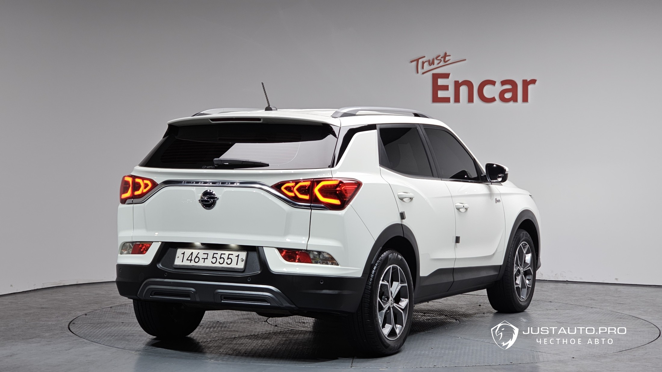 Автомобиль KG_Mobility_Ssangyong KORANDO
