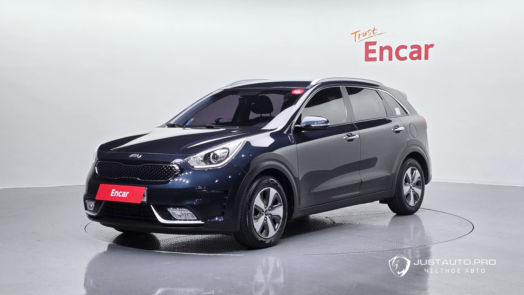 Автомобиль Kia Niro