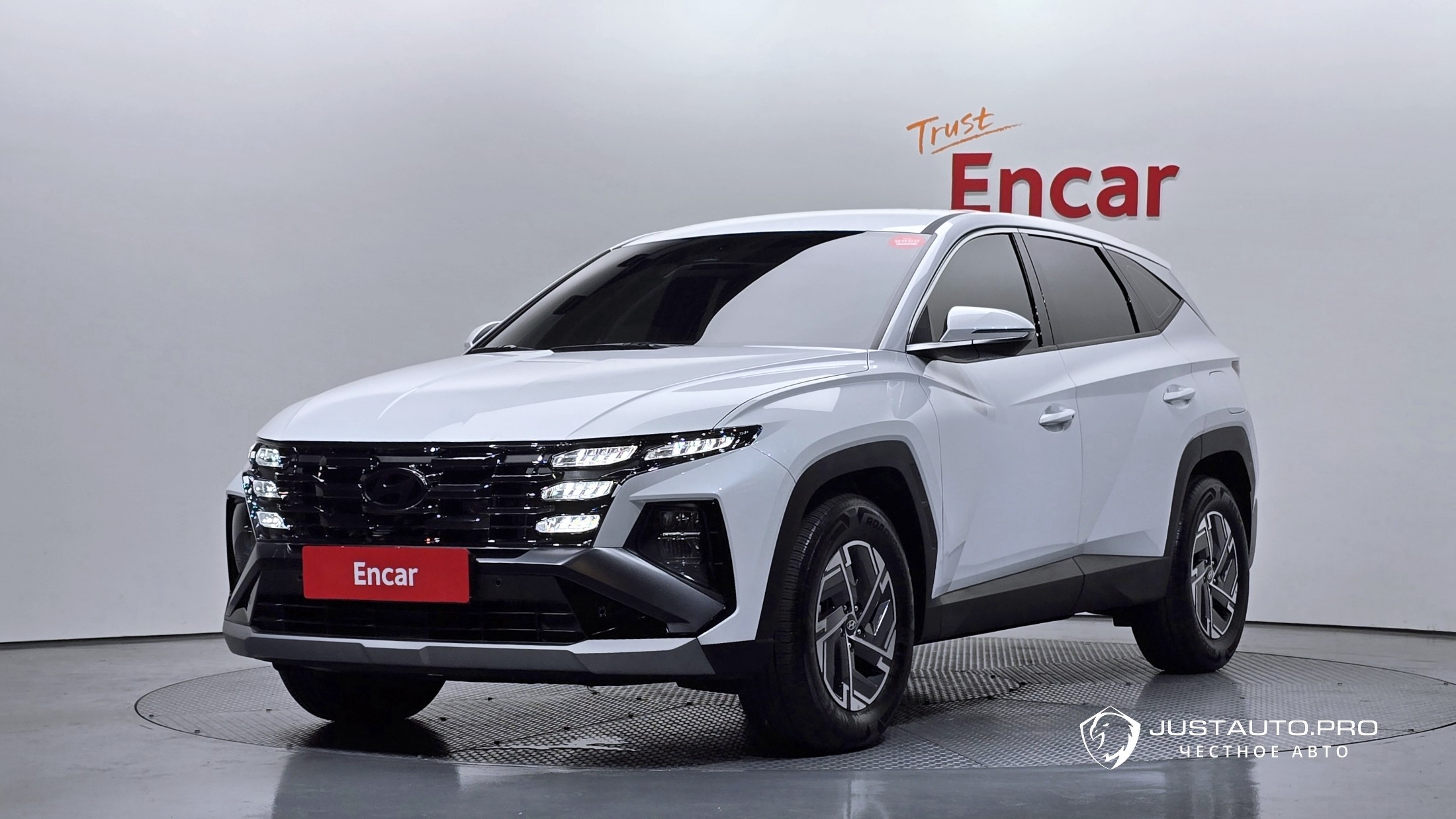 Автомобиль Hyundai Tucson