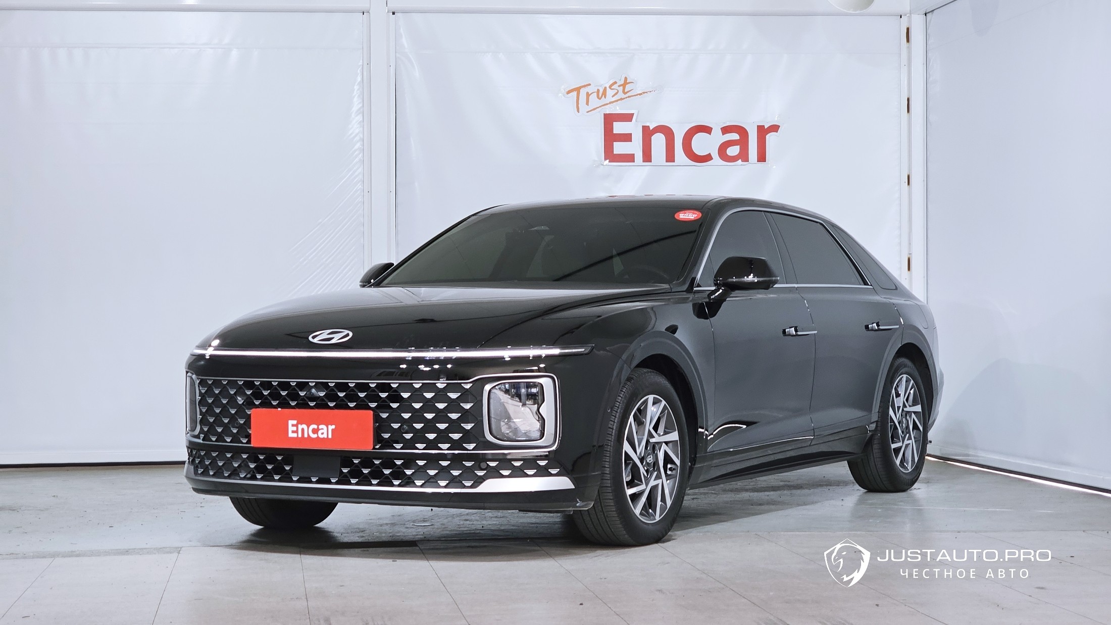 Автомобиль Hyundai Grandeur
