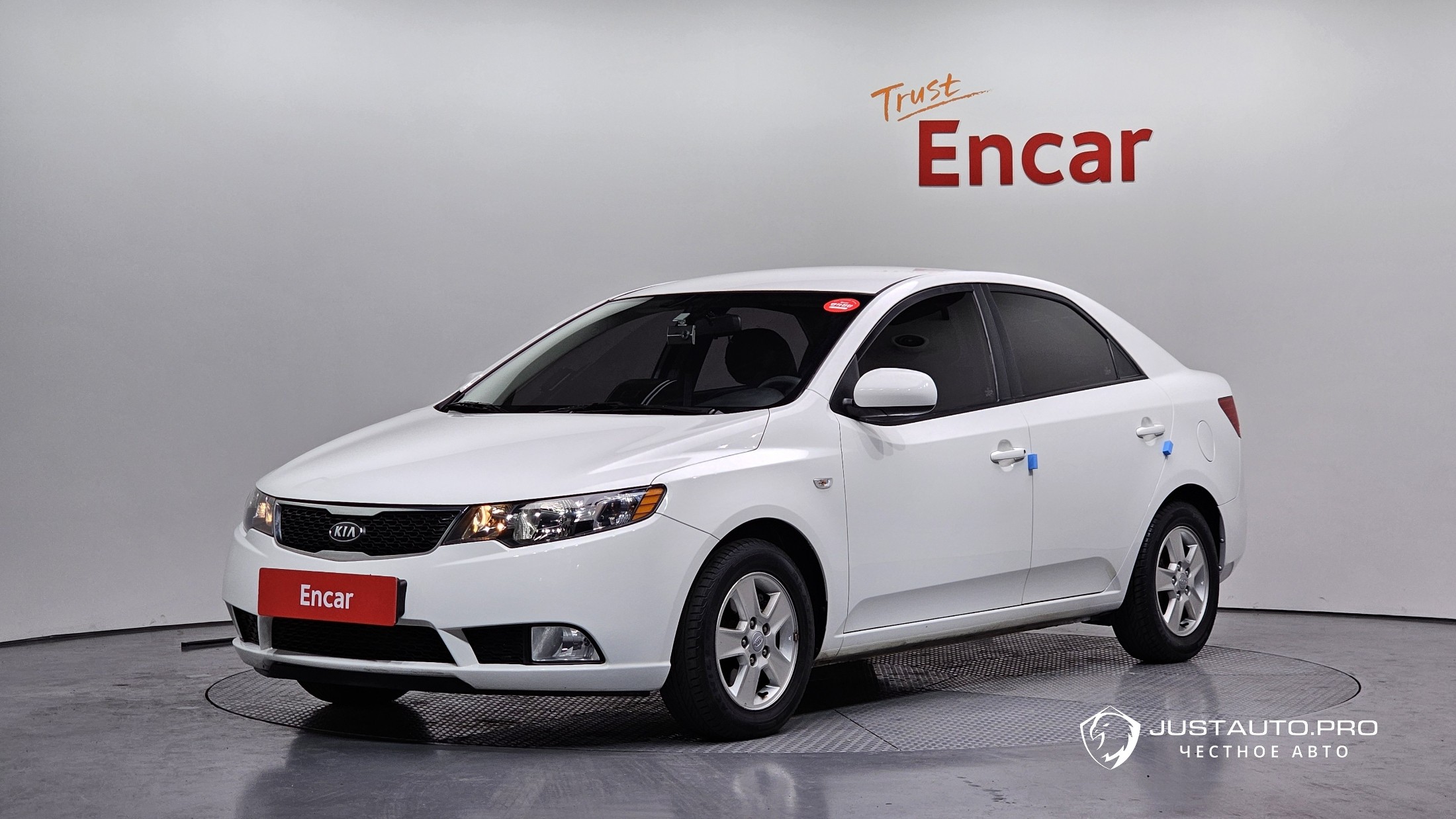 Автомобиль Kia Porte