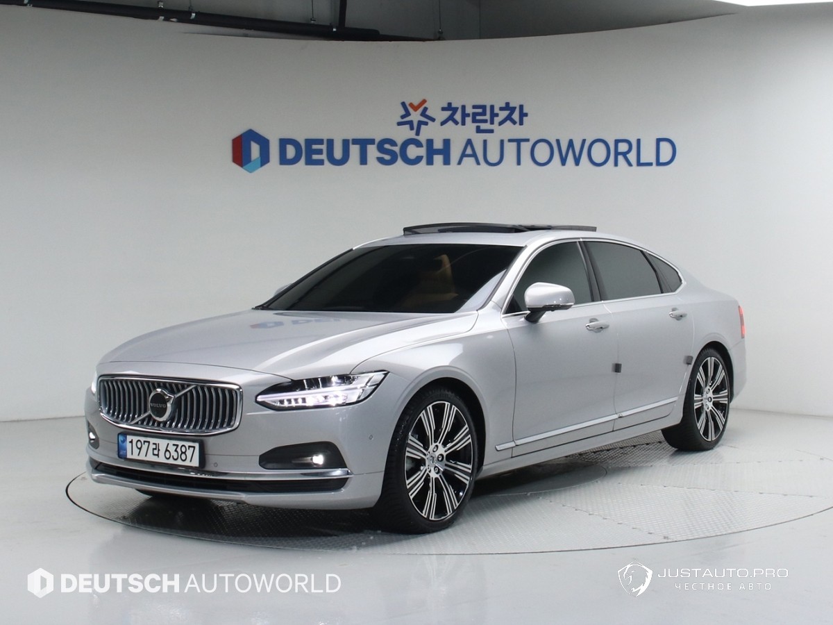 Автомобиль Volvo S90