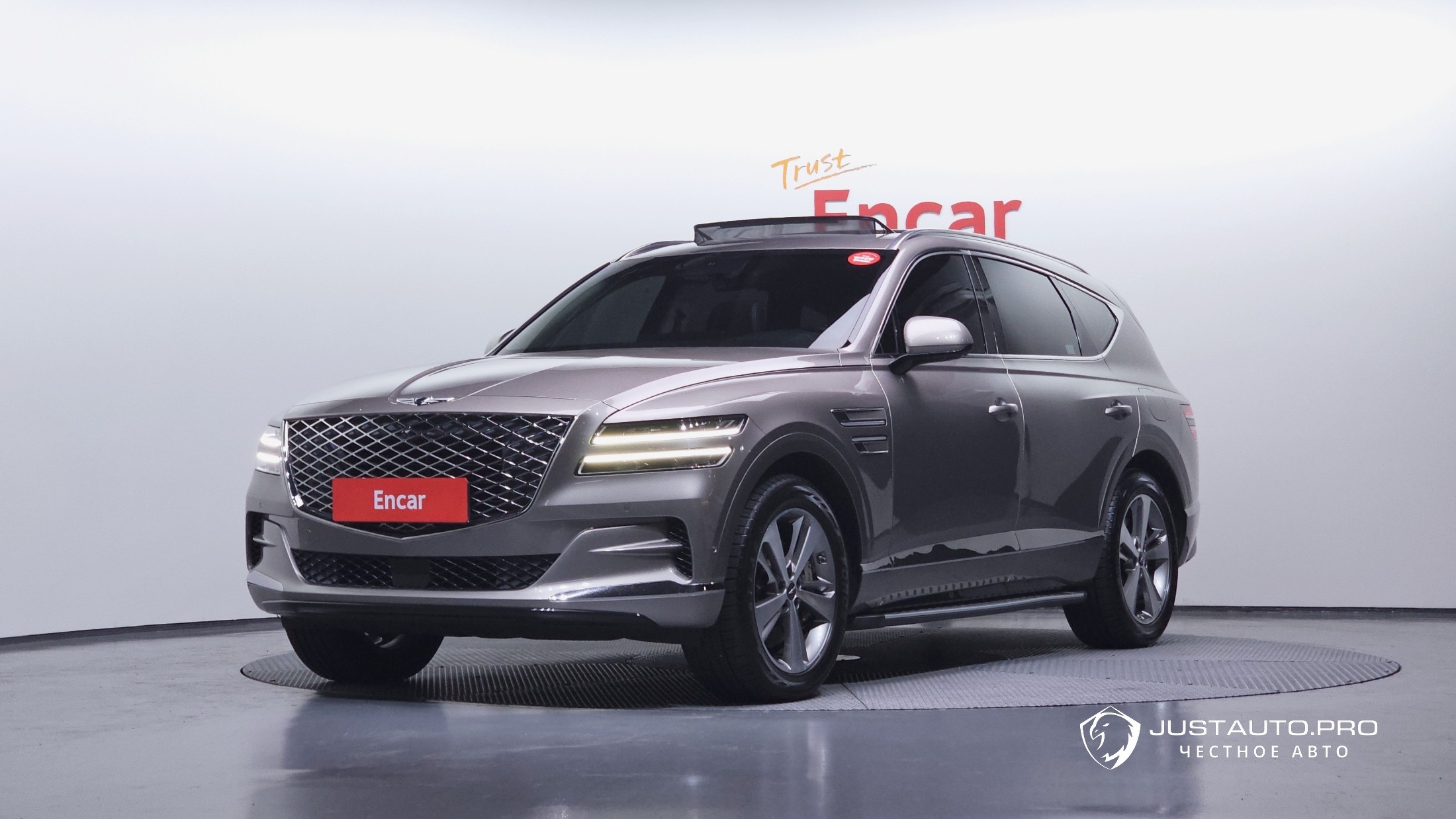 Автомобиль Genesis GV80
