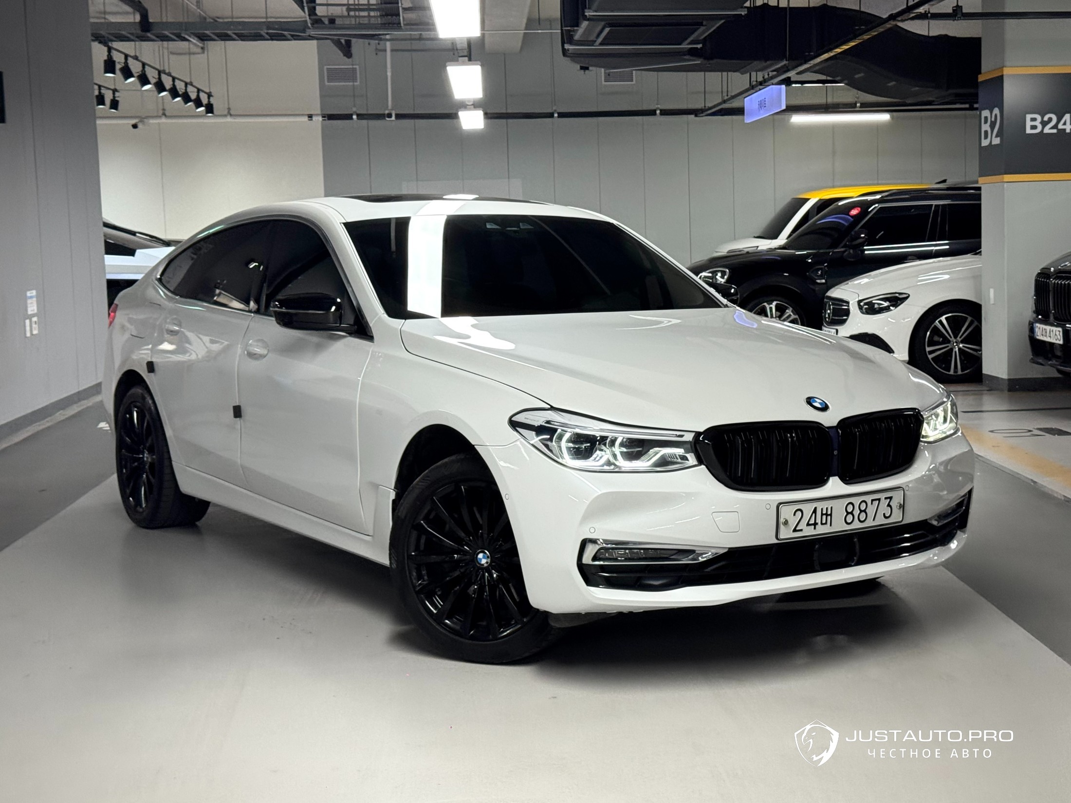 Автомобиль BMW Gran Turismo