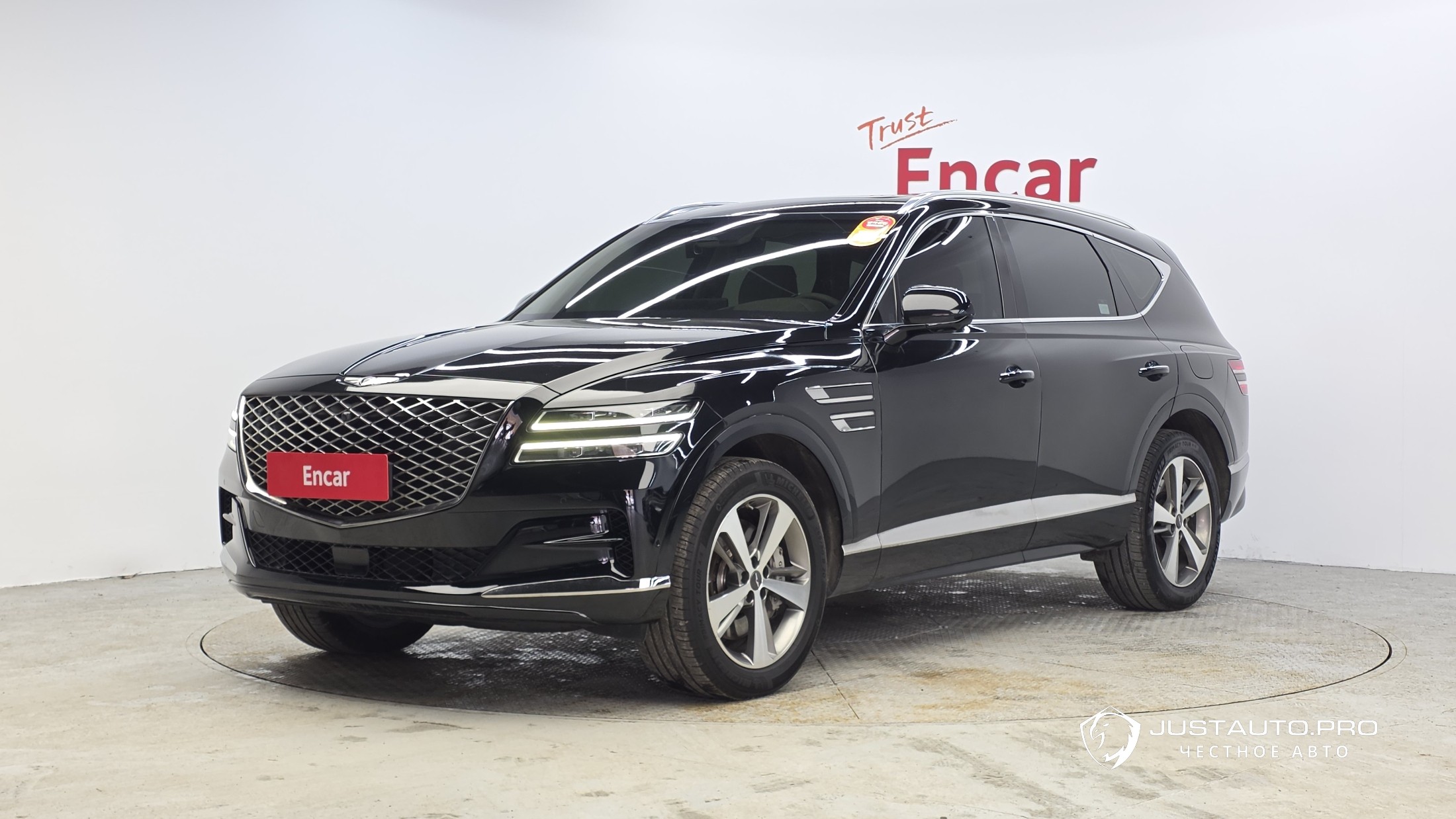 Автомобиль Genesis GV80