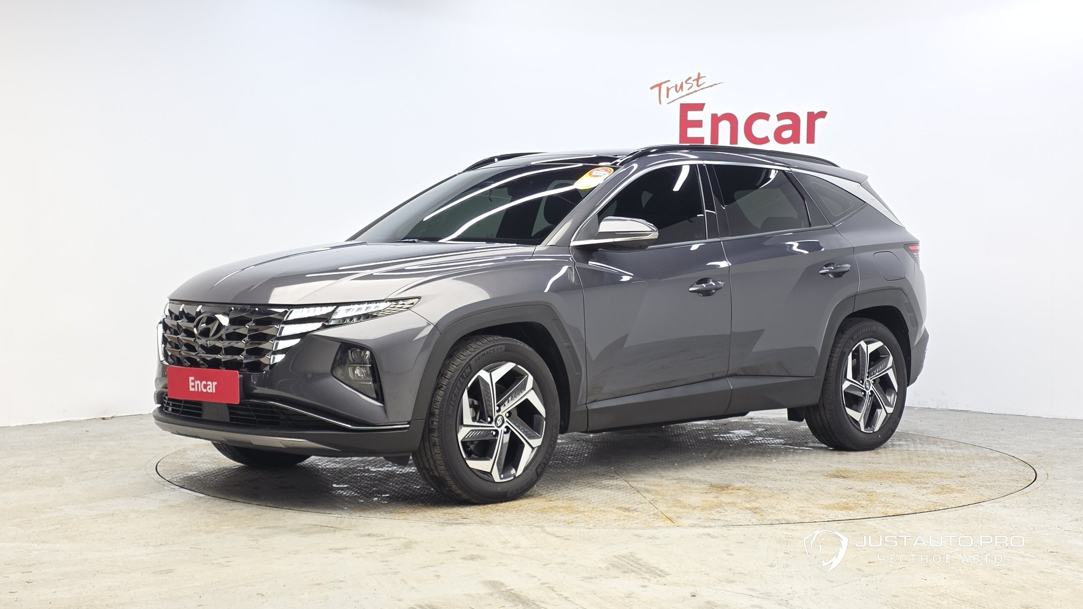 Автомобиль Hyundai Tucson