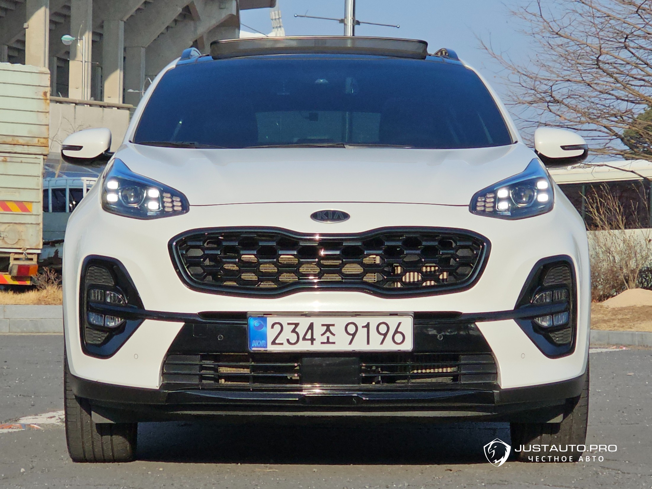 Автомобиль Kia Sportage