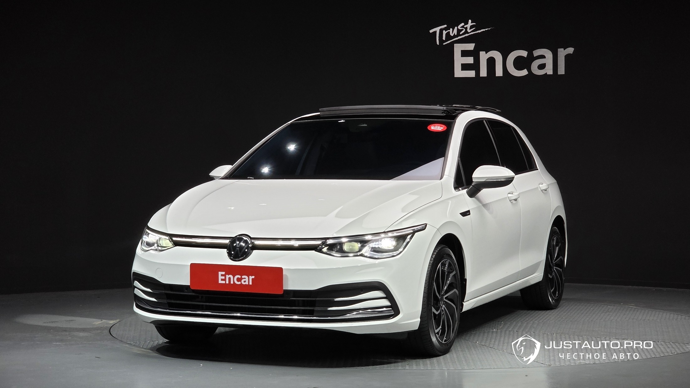 Автомобиль Volkswagen Golf