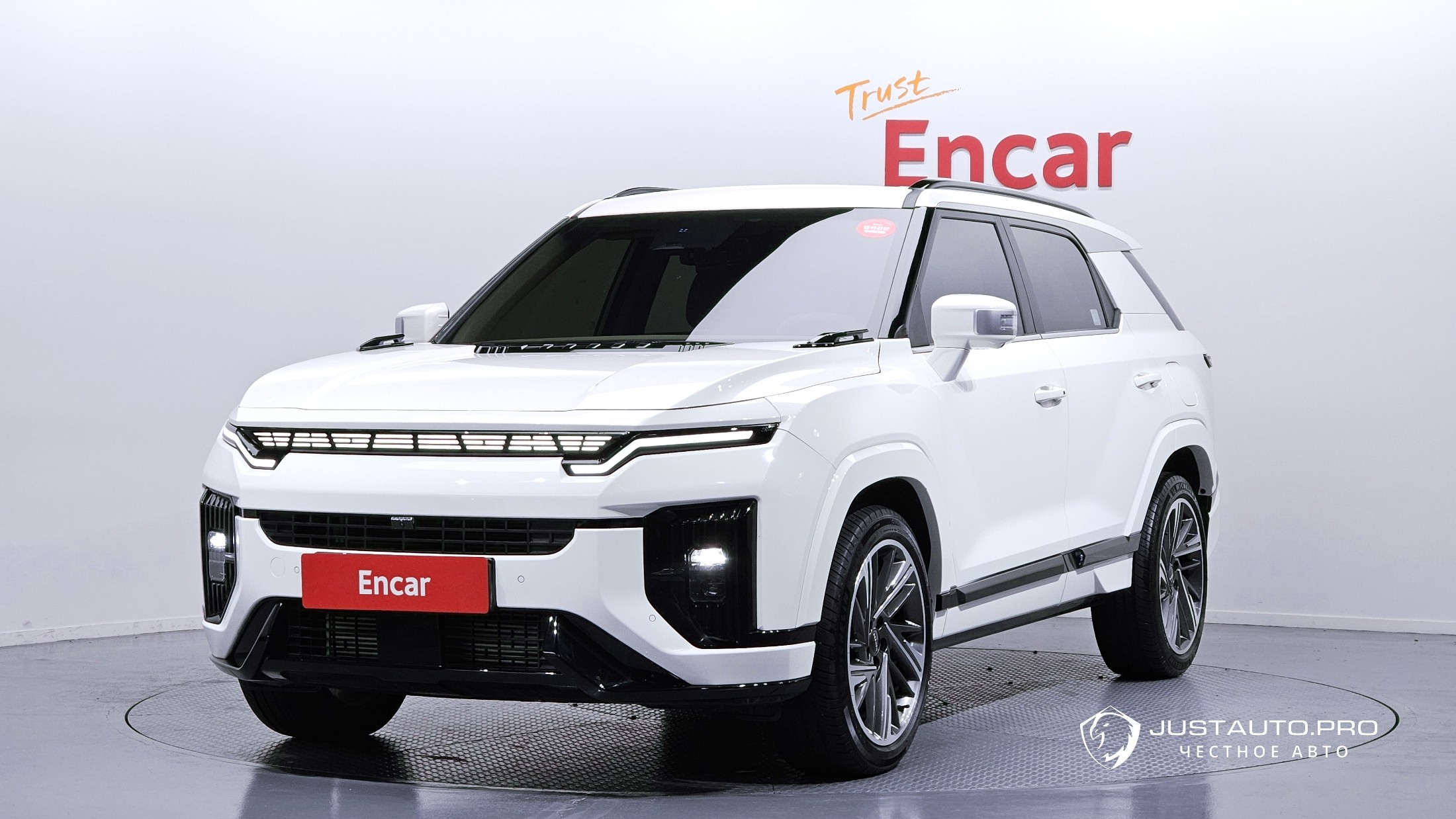 Автомобиль KG_Mobility_Ssangyong Actyon