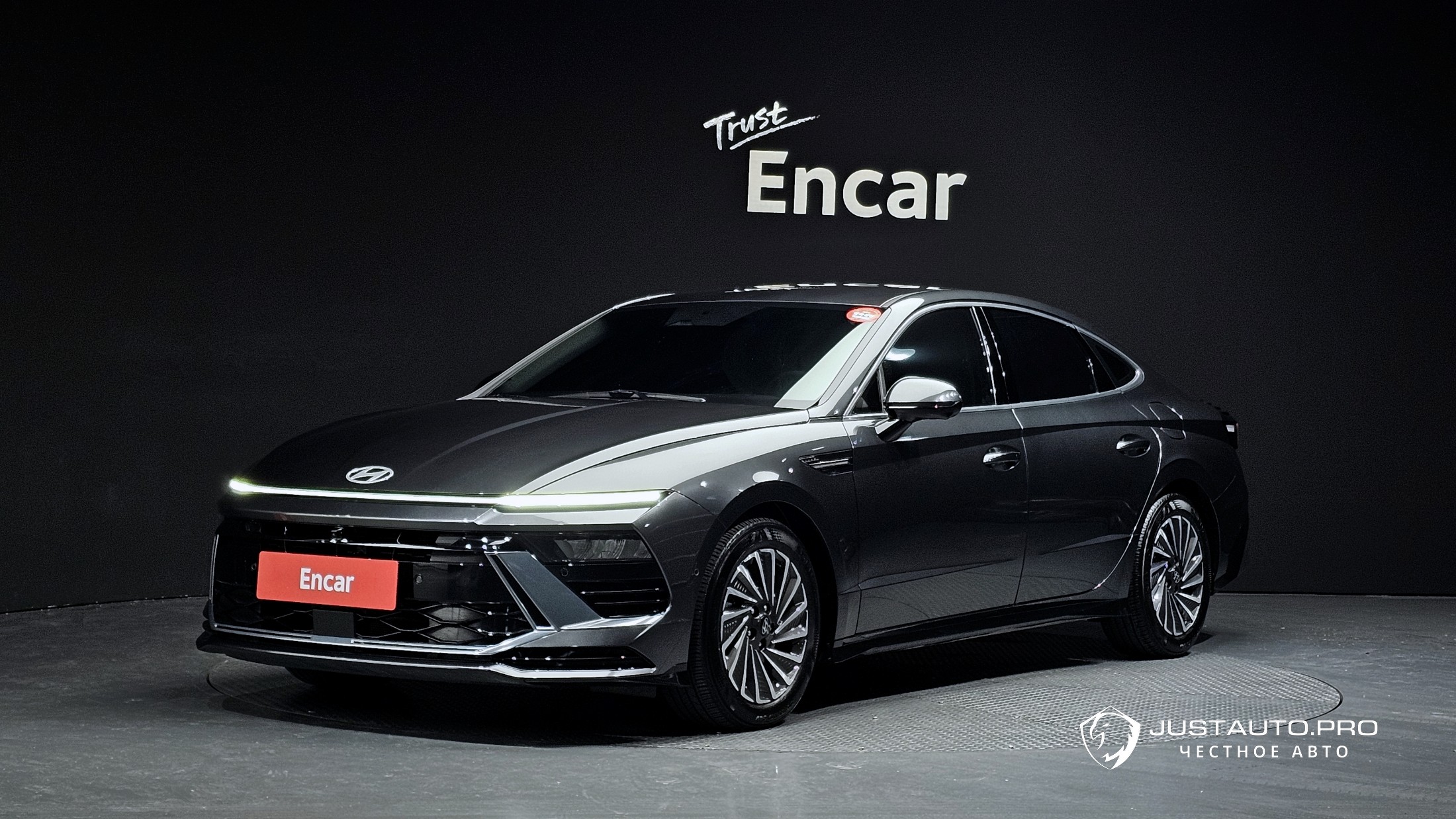 Автомобиль Hyundai Sonata