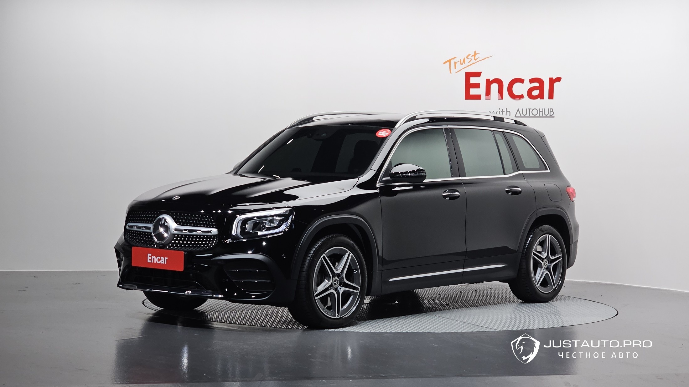 Автомобиль Mercedes-Benz GLB-Class