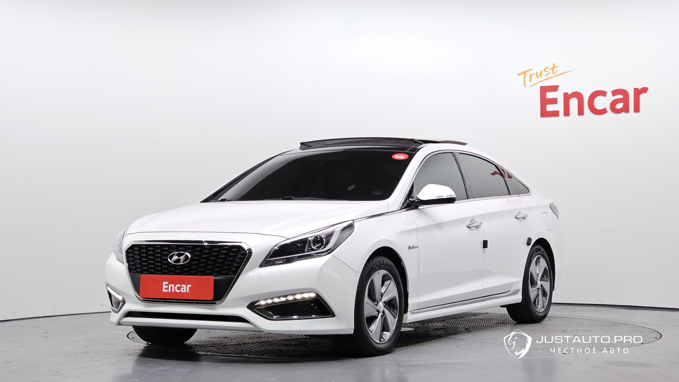 Автомобиль Hyundai Sonata