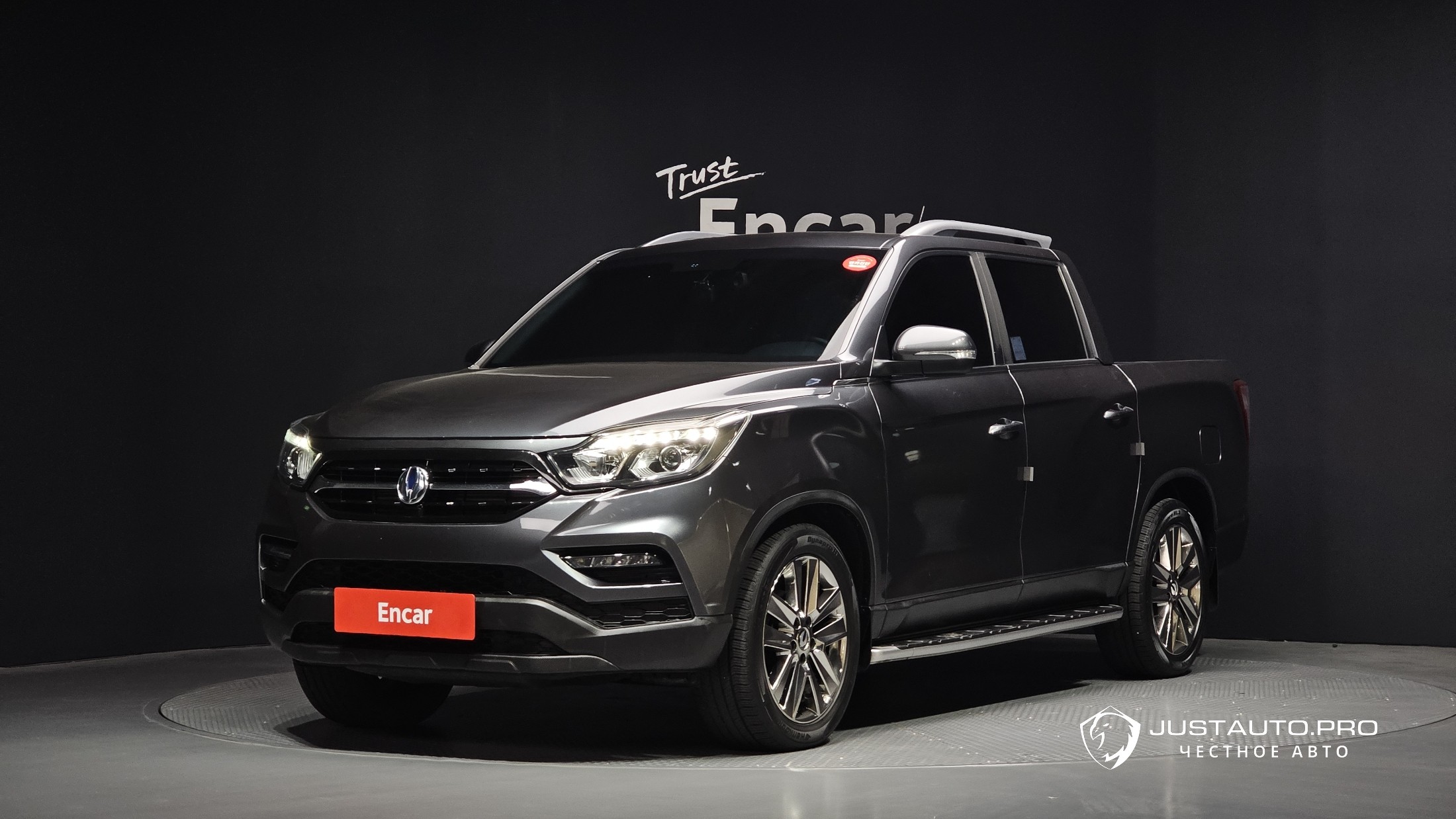 Автомобиль KG_Mobility_Ssangyong Rexton
