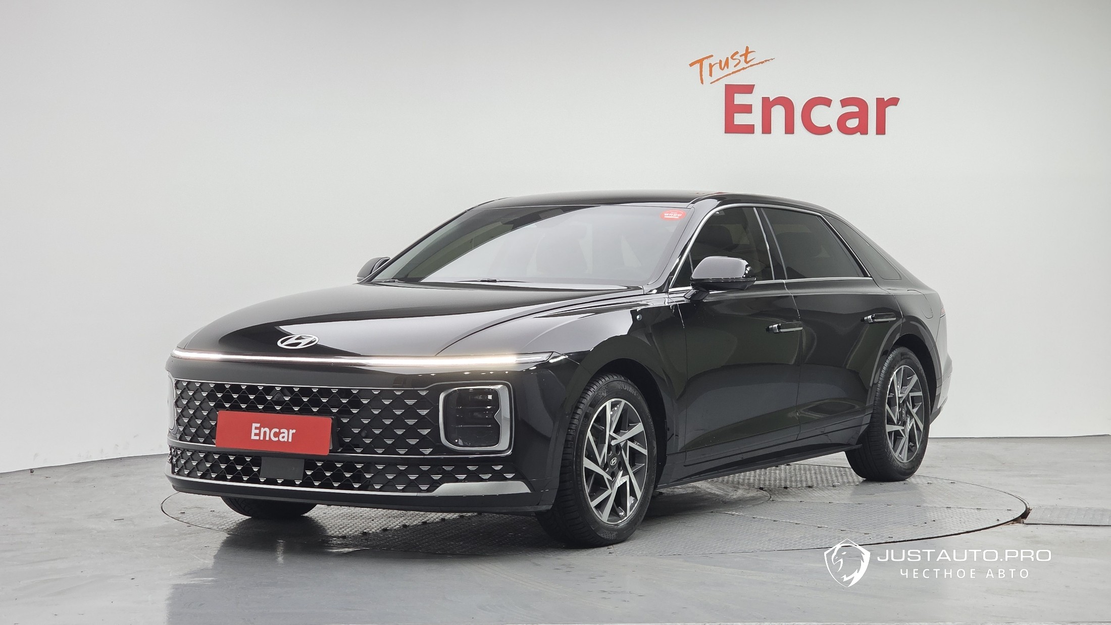 Автомобиль Hyundai Grandeur