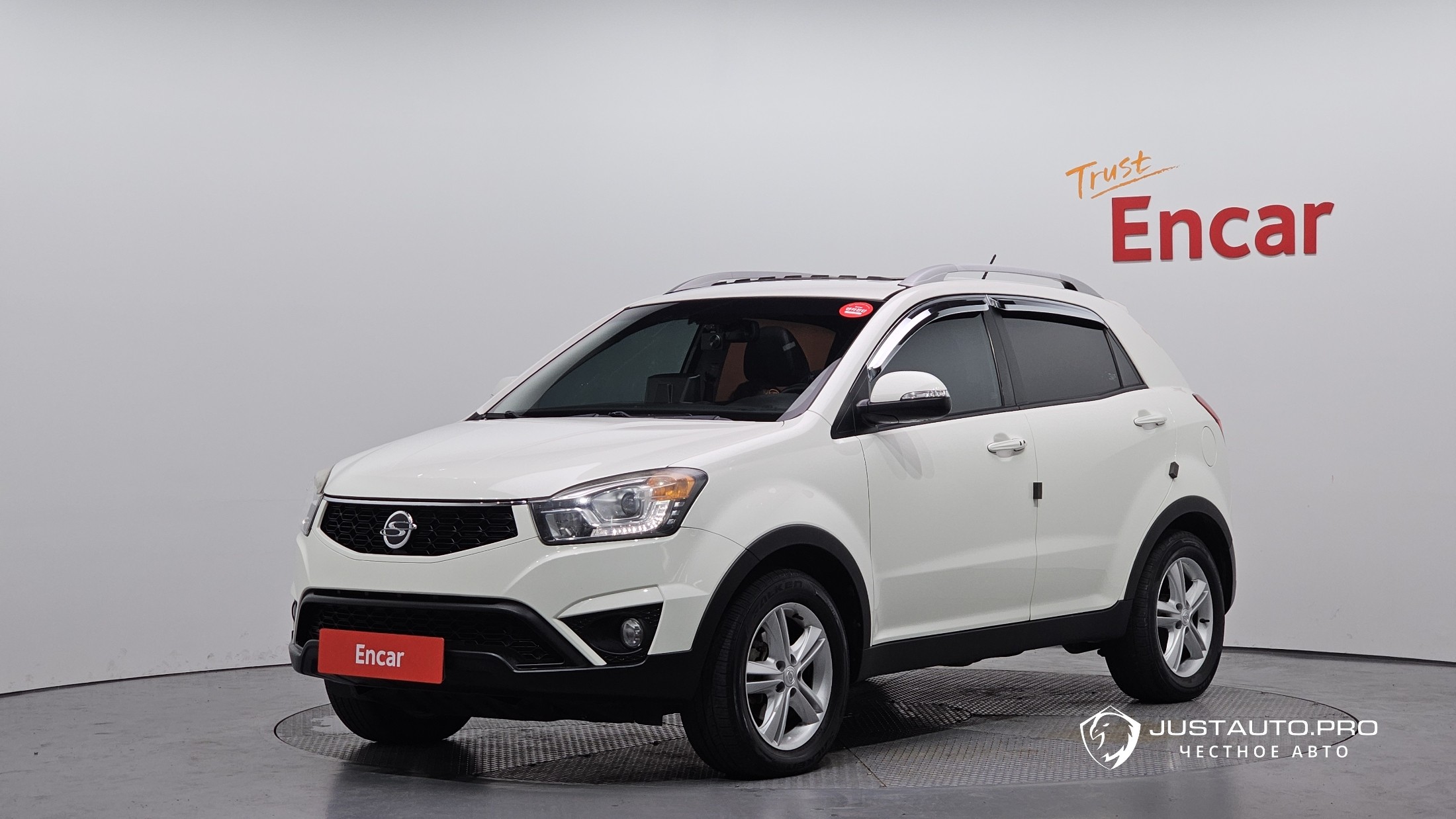 Автомобиль KG_Mobility_Ssangyong KORANDO