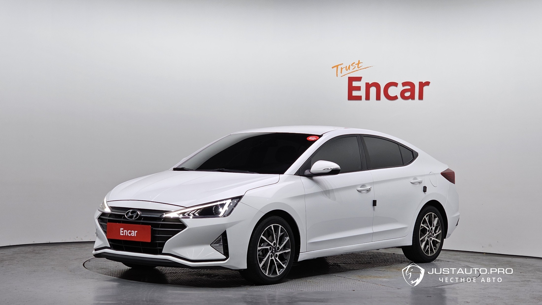 Автомобиль Hyundai AVANTE