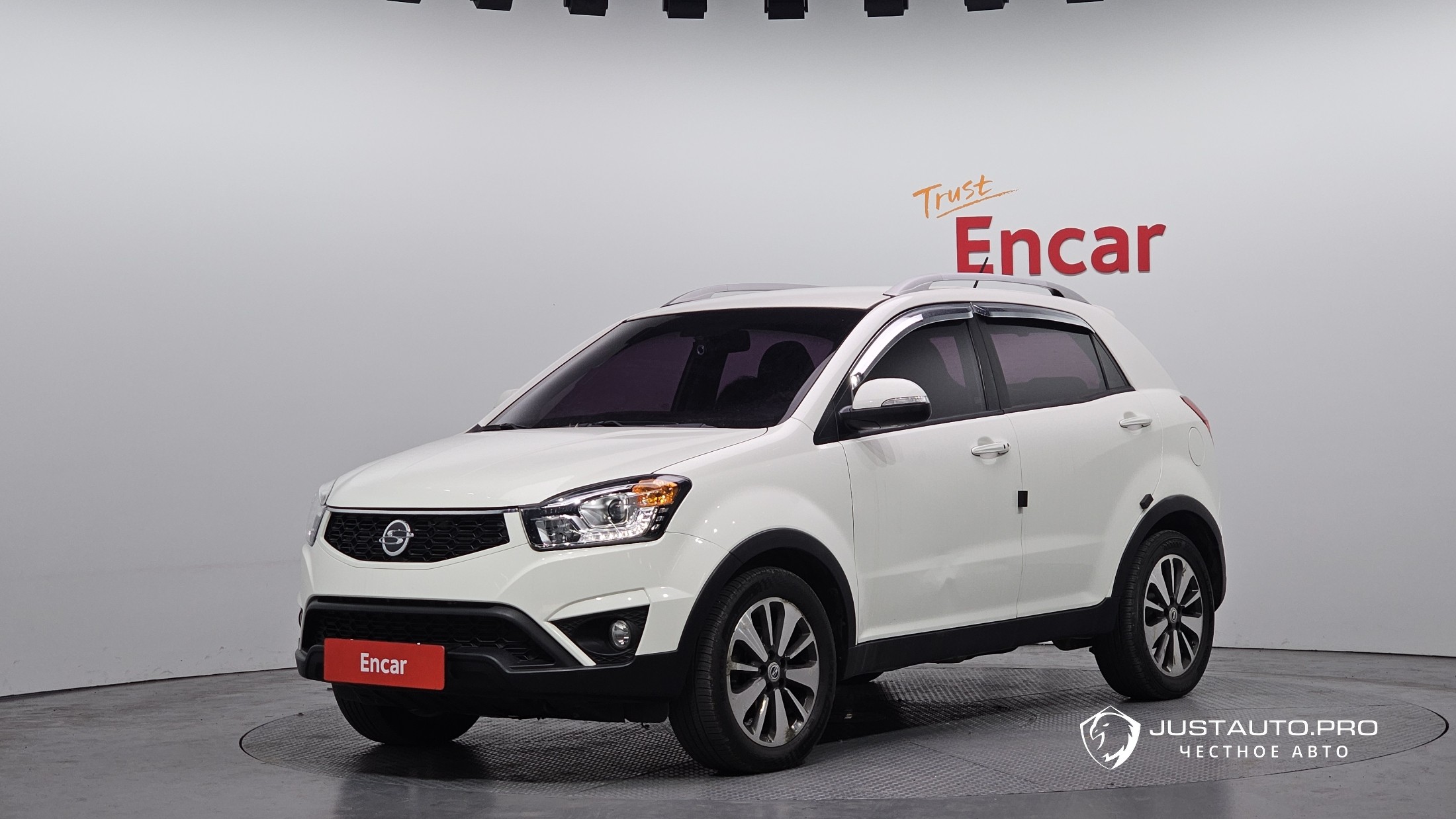 Автомобиль KG_Mobility_Ssangyong KORANDO