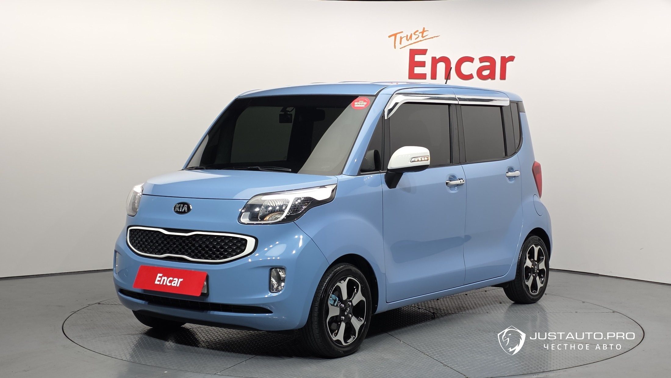 Автомобиль Kia RAY