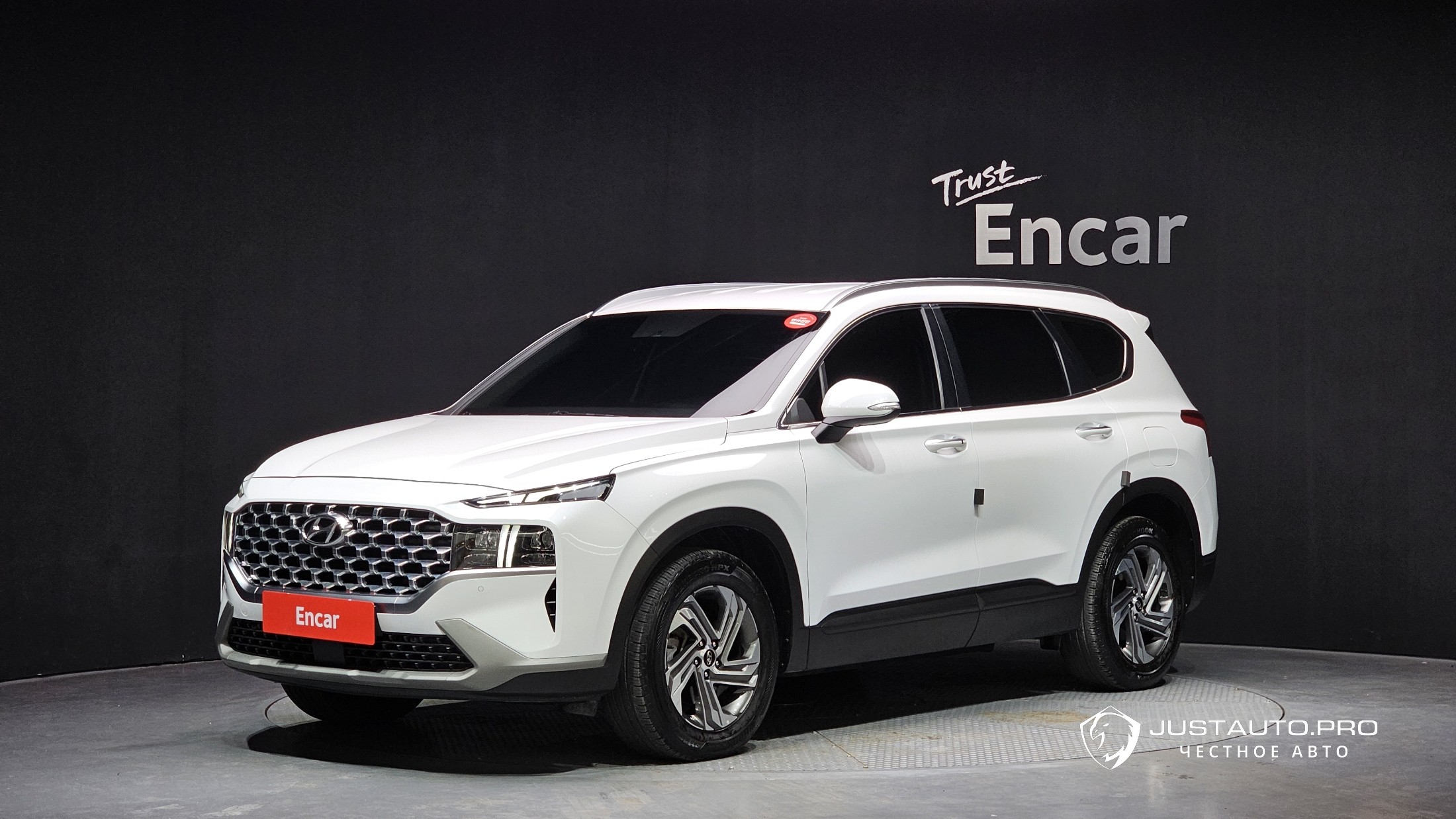 Автомобиль Hyundai Santafe