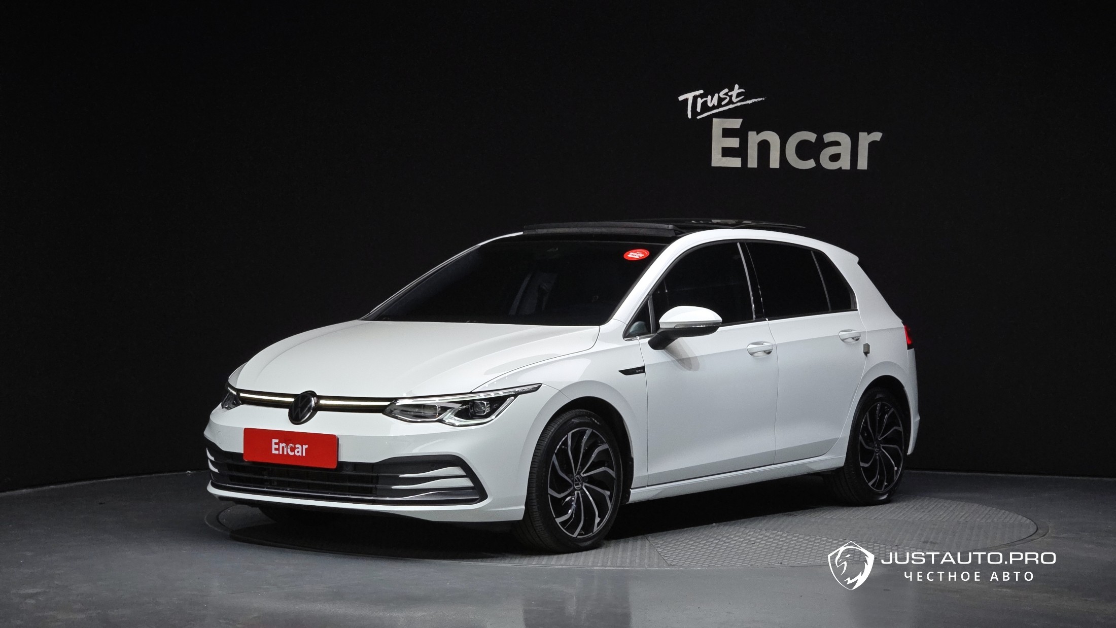 Автомобиль Volkswagen Golf