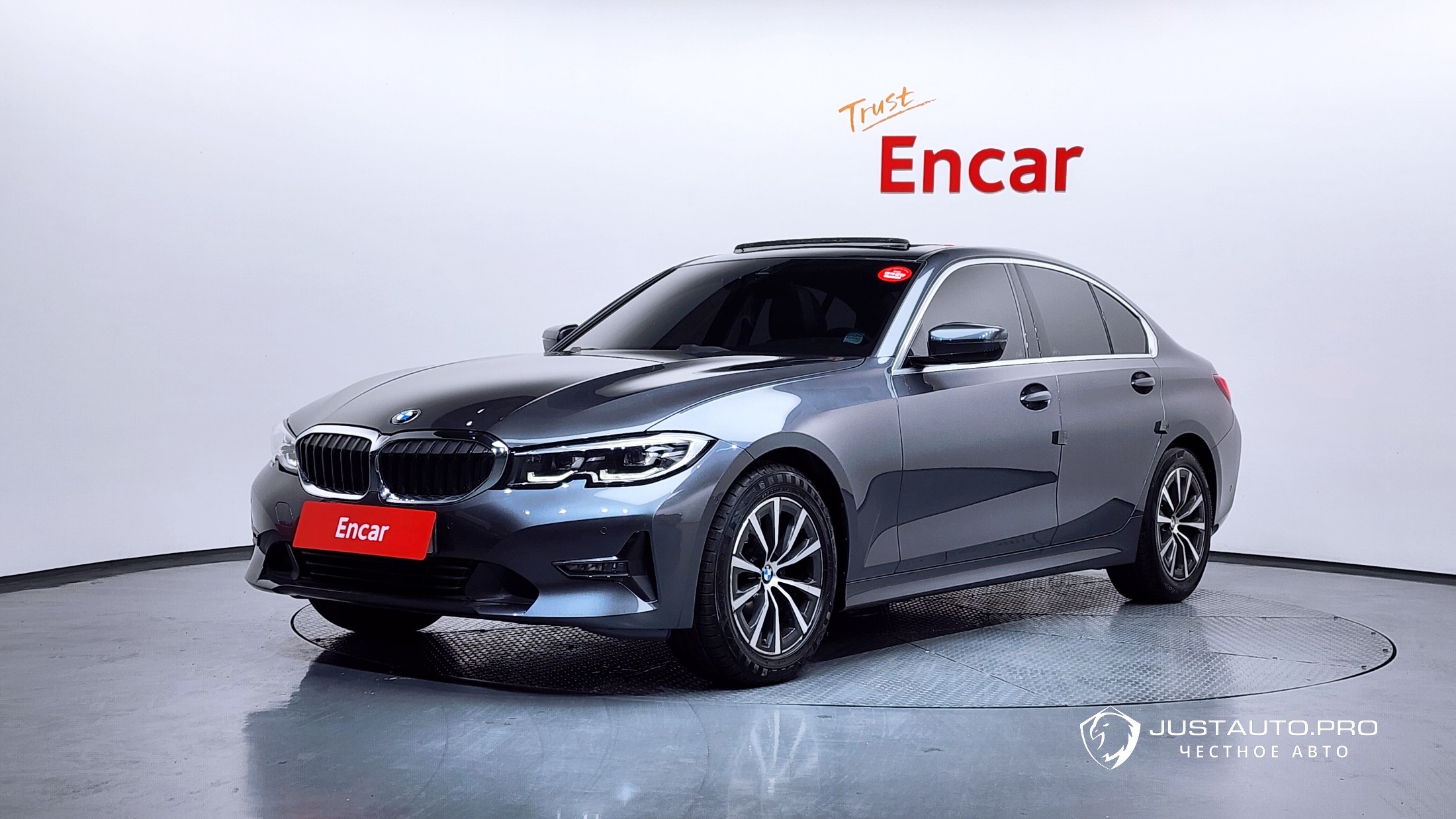 Автомобиль BMW 3-Series