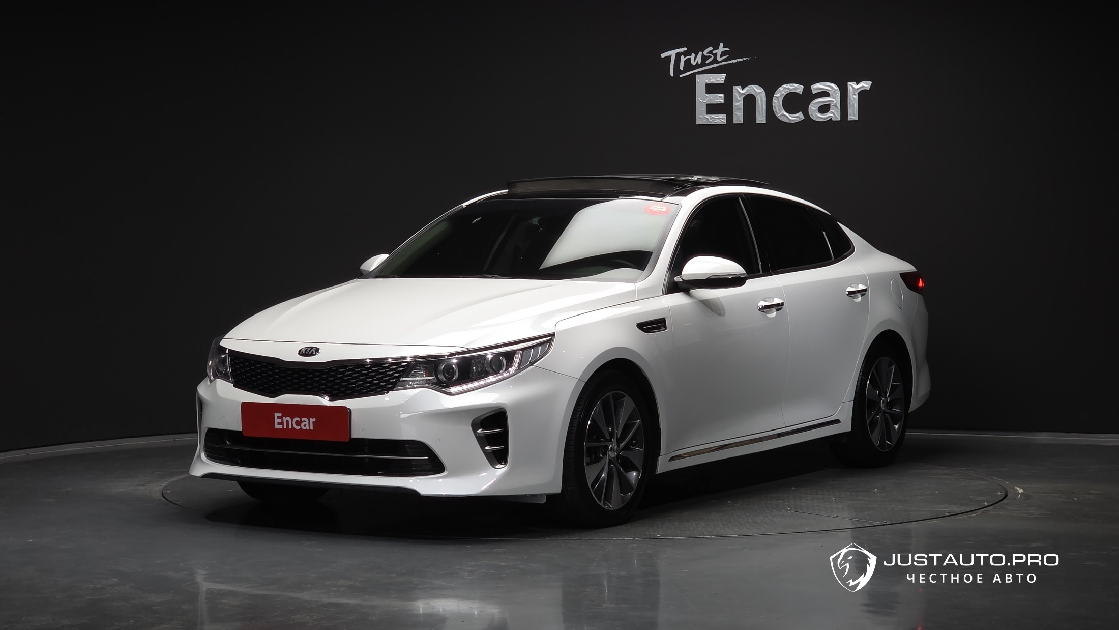 Автомобиль Kia K5