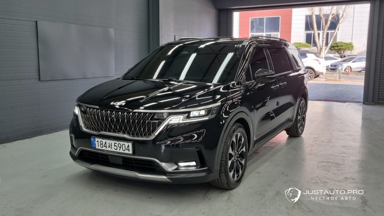 Автомобиль Kia Canival