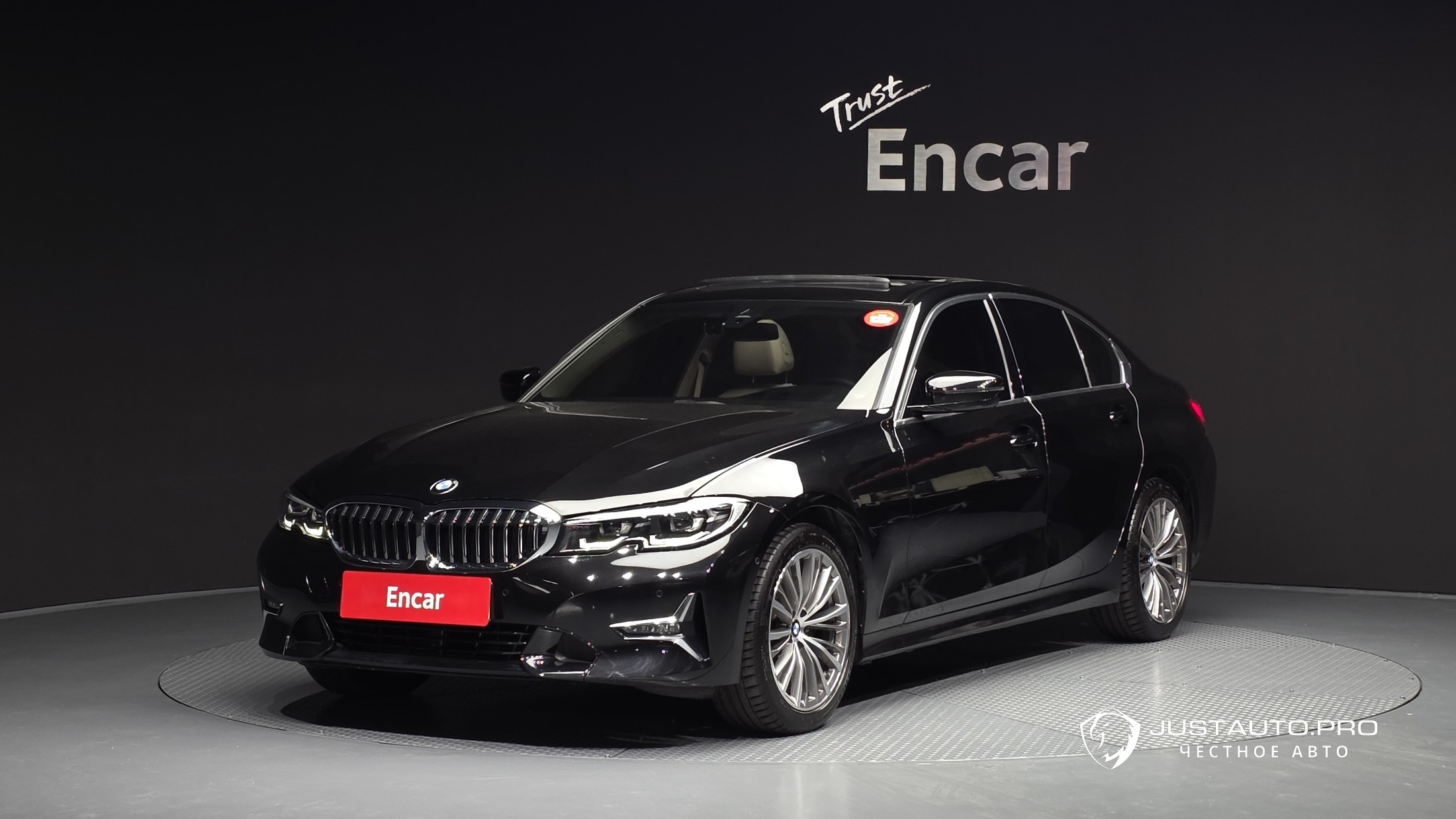 Автомобиль BMW 3-Series